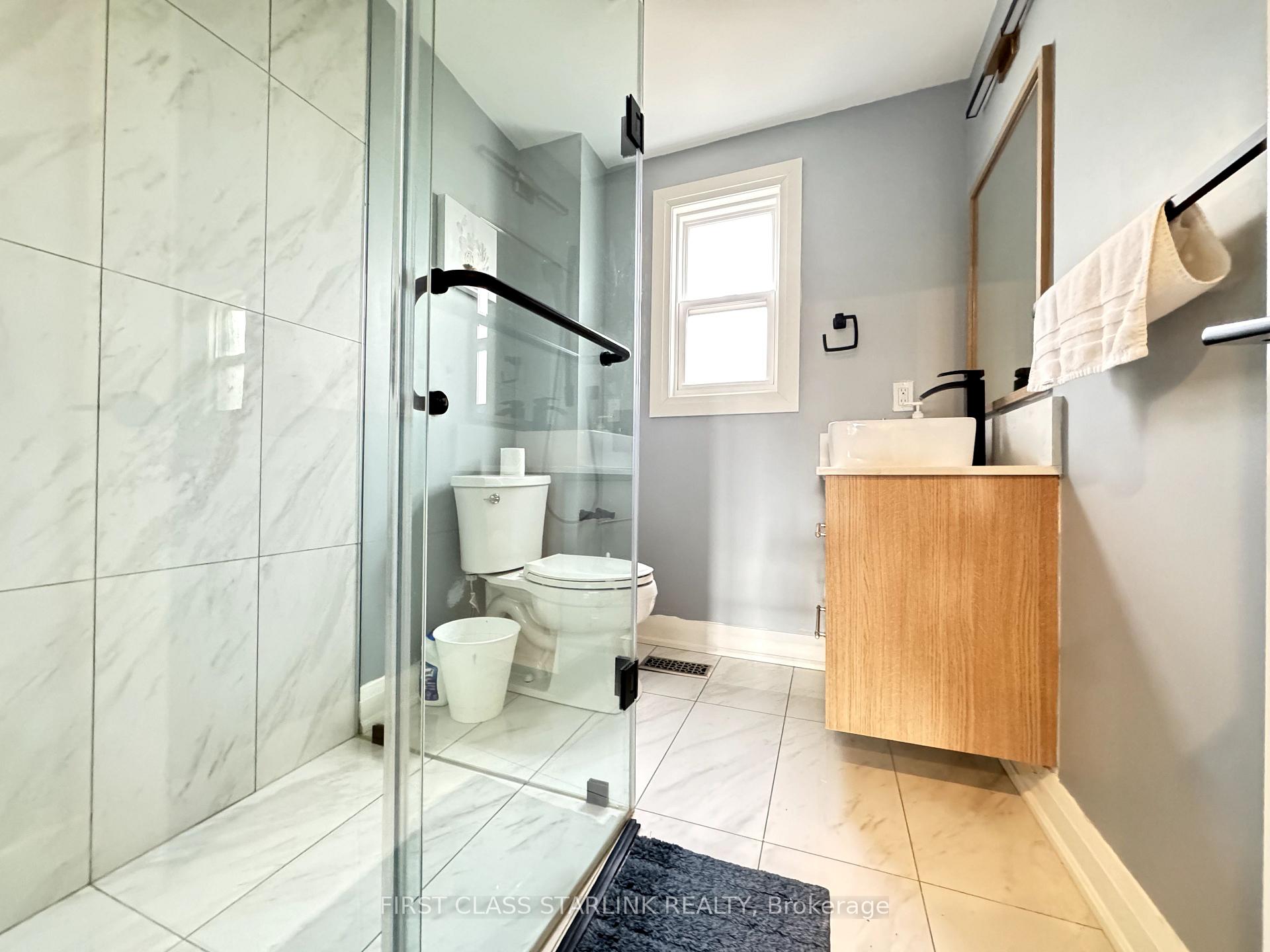 Photo 20 of 24 Erindale Avenue, Toronto, Playter Estates-Danforth — HOMEH