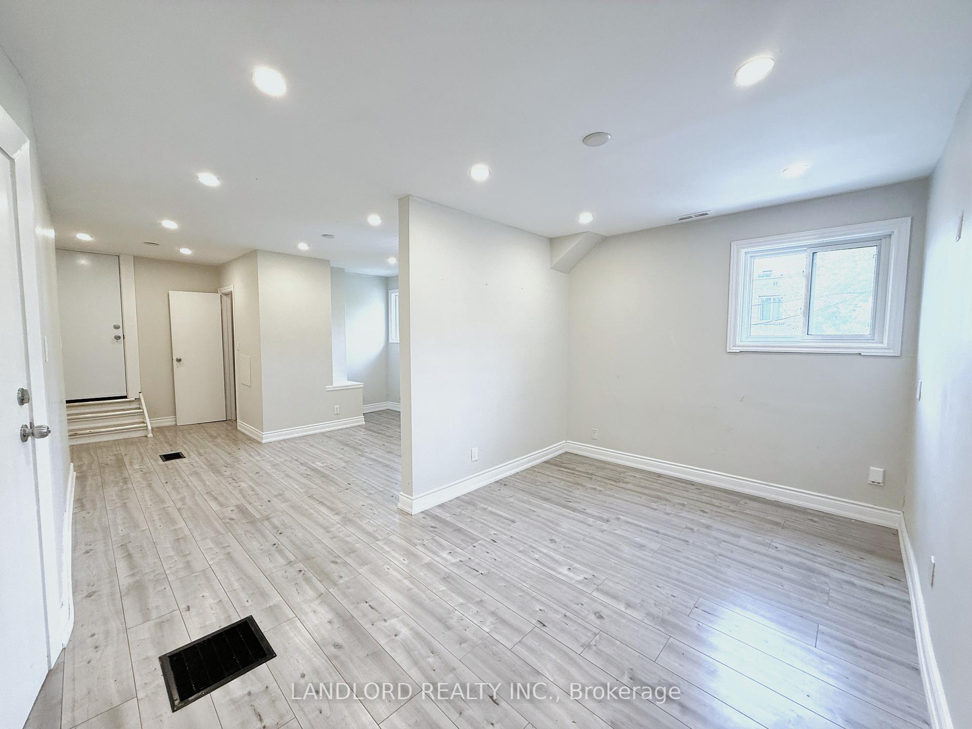 Photo 1 of Unit 2, 154 Ossington Avenue, Toronto, Trinity-Bellwoods — HOMEH