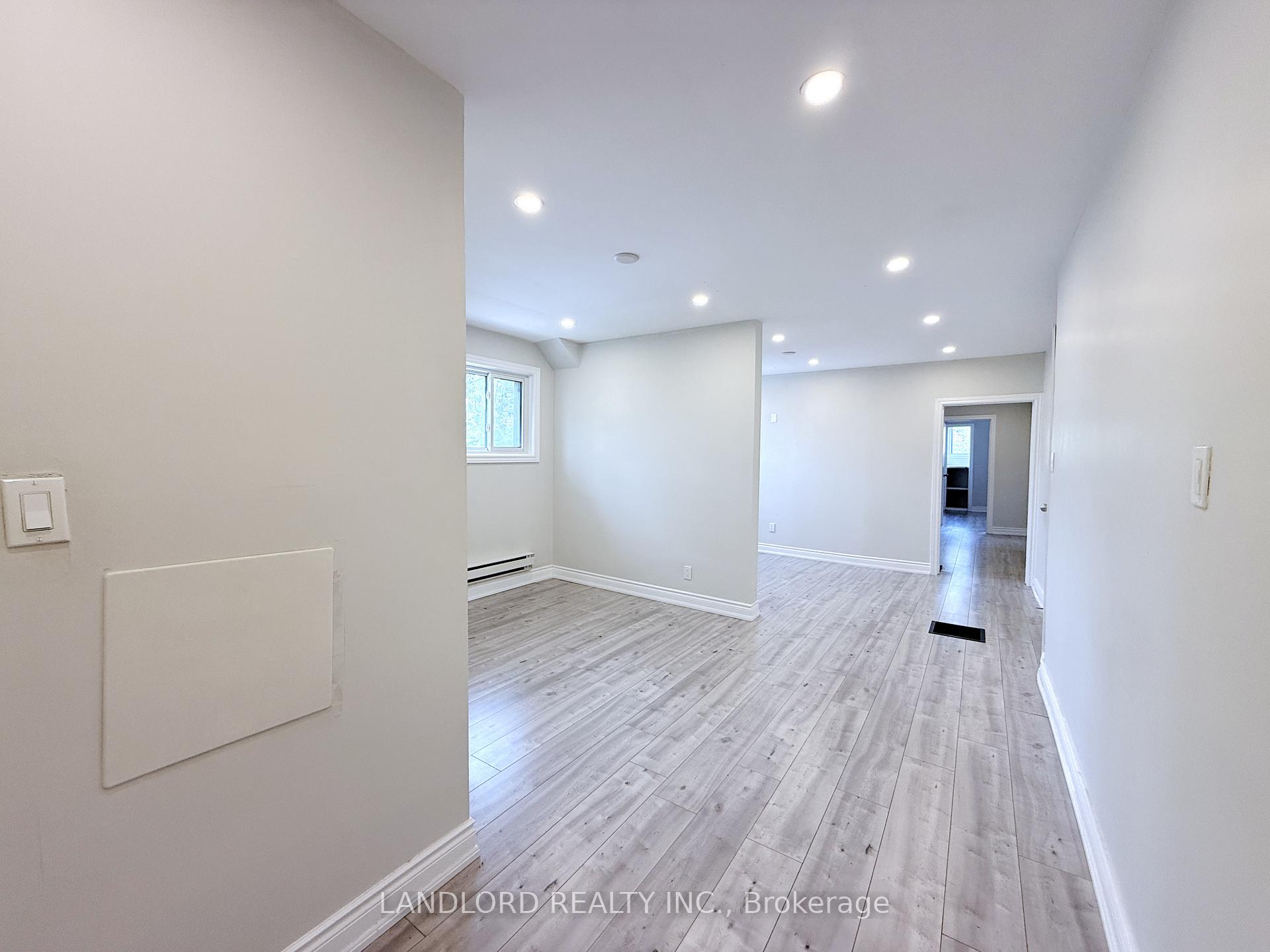 Photo 3 of Unit 2, 154 Ossington Avenue, Toronto, Trinity-Bellwoods — HOMEH