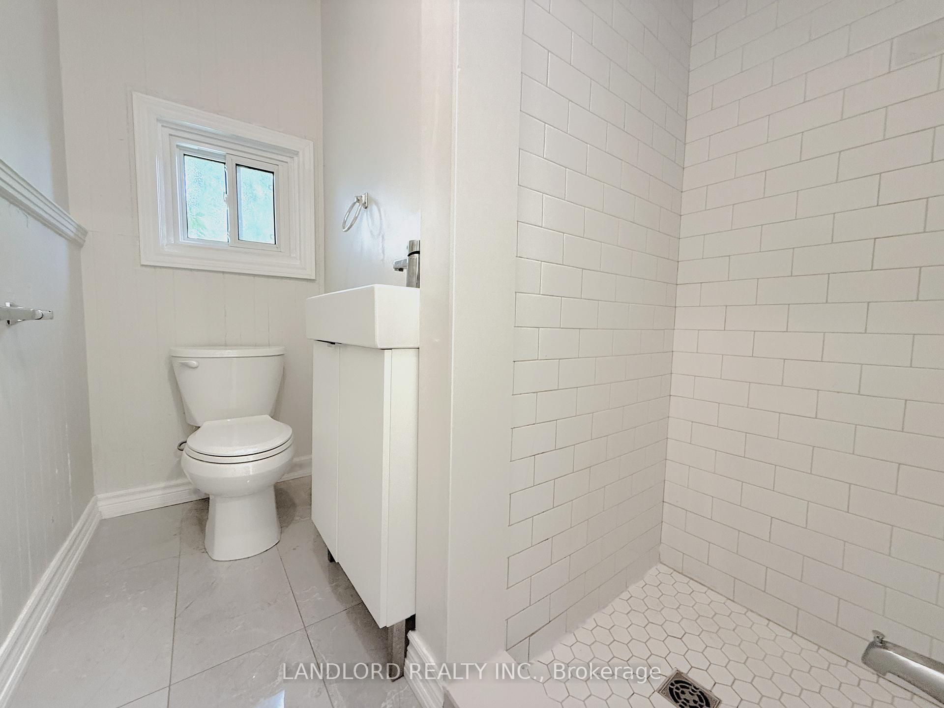 Photo 5 of Unit 2, 154 Ossington Avenue, Toronto, Trinity-Bellwoods — HOMEH