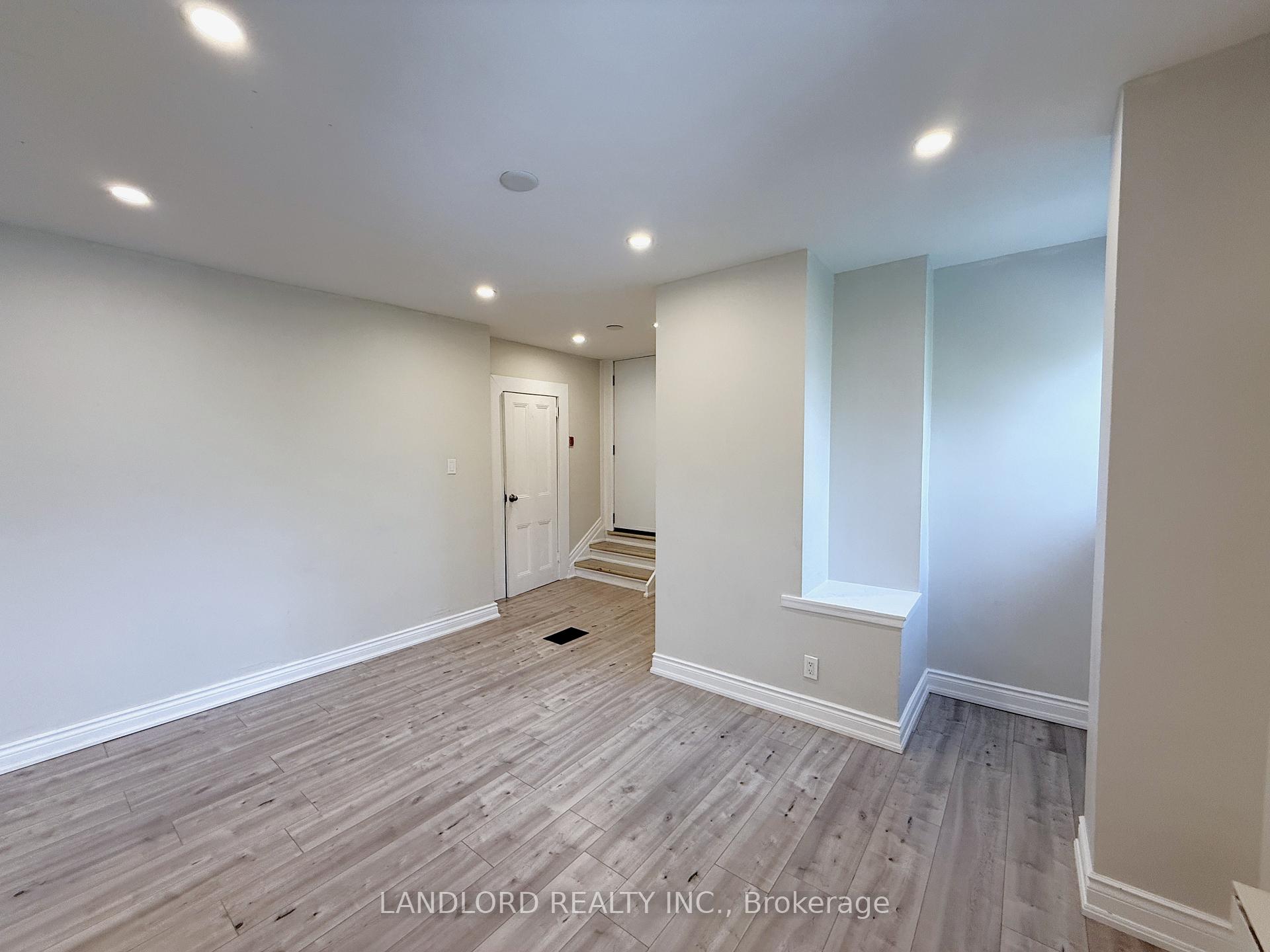Photo 6 of Unit 2, 154 Ossington Avenue, Toronto, Trinity-Bellwoods — HOMEH