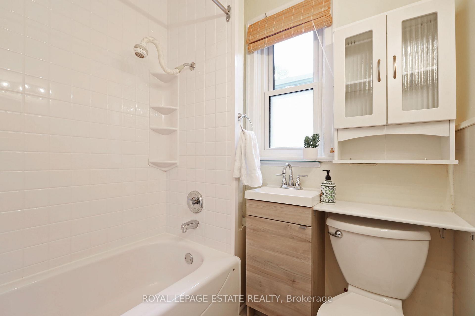 Photo 14 of 56 Balfour Avenue, Toronto, Crescent Town — HOMEH