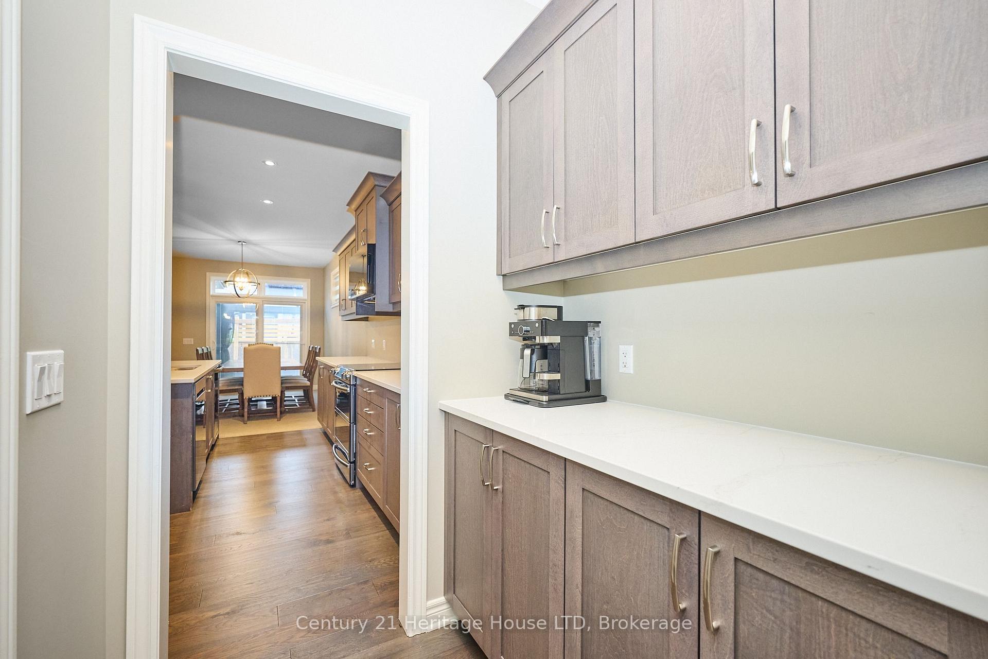 Photo 12 of 29 Mcfarland Street, Thorold, Hurricane/Merrittville — HOMEH