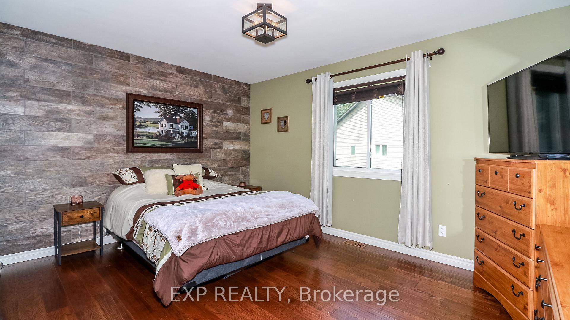 Photo 14 of 24 Bourgeois Beach Road, Tay, Victoria Harbour — HOMEH