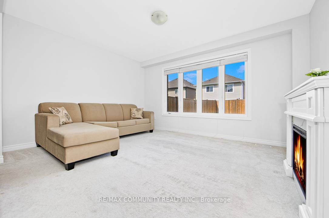 Photo 6 of 9 Hawthorn Avenue, Thorold, Confederation Heights — HOMEH