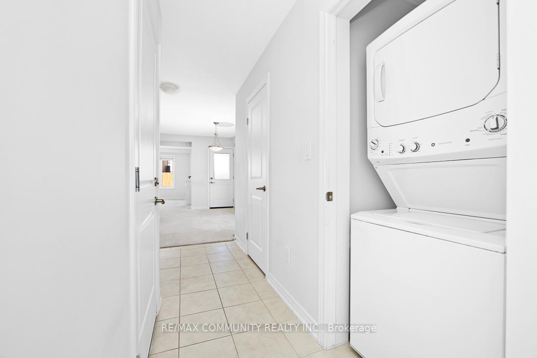 Photo 10 of 9 Hawthorn Avenue, Thorold, Confederation Heights — HOMEH