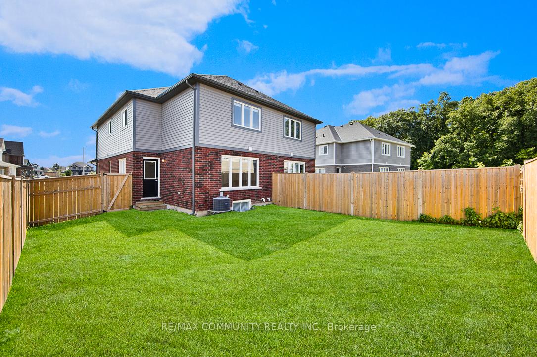 Photo 24 of 9 Hawthorn Avenue, Thorold, Confederation Heights — HOMEH