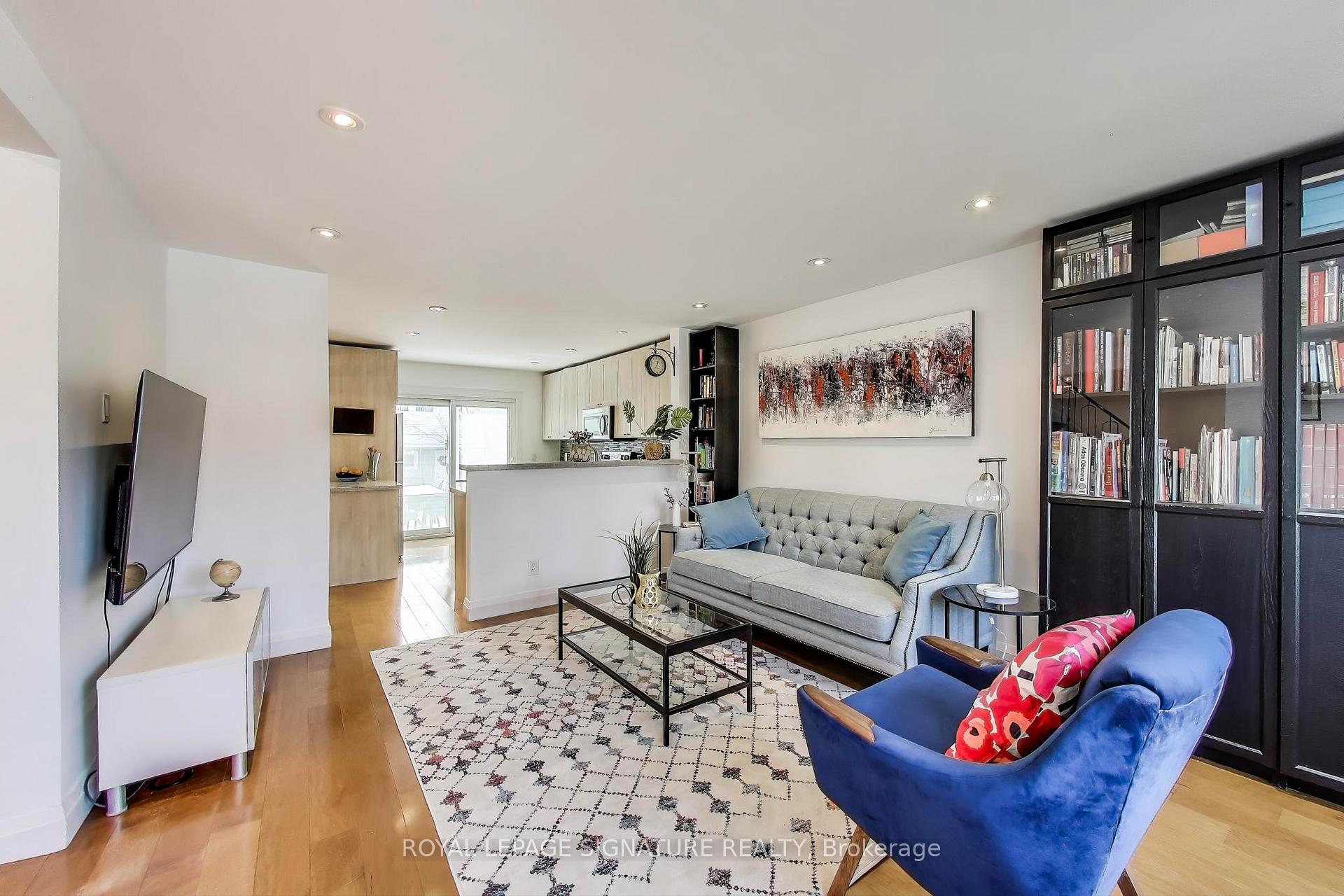 Photo 3 of 129 Tiago Avenue, Toronto, O'Connor-Parkview — HOMEH