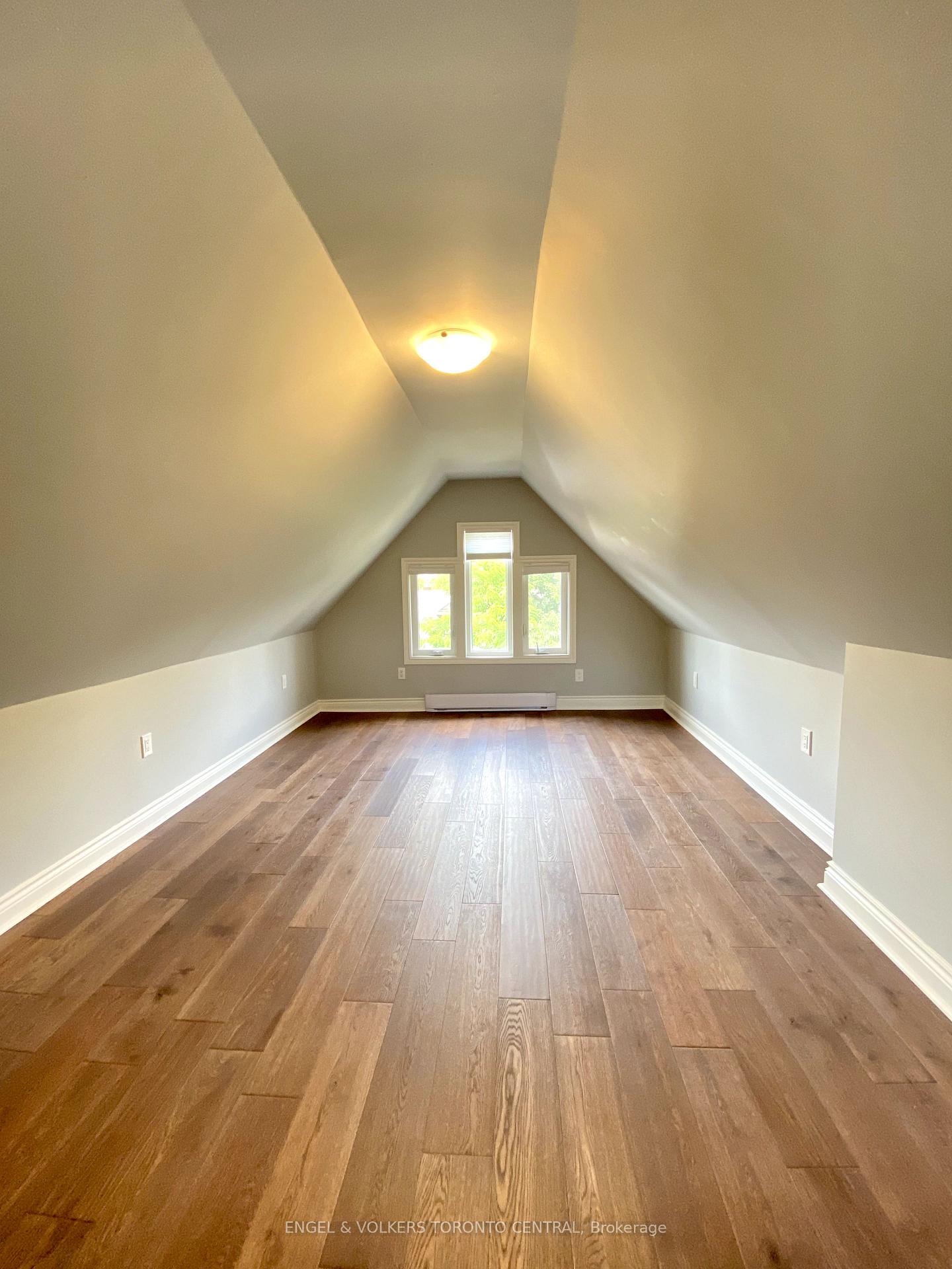 Photo 8 of Unit Upper, 103 Galt Avenue, Toronto, South Riverdale — HOMEH