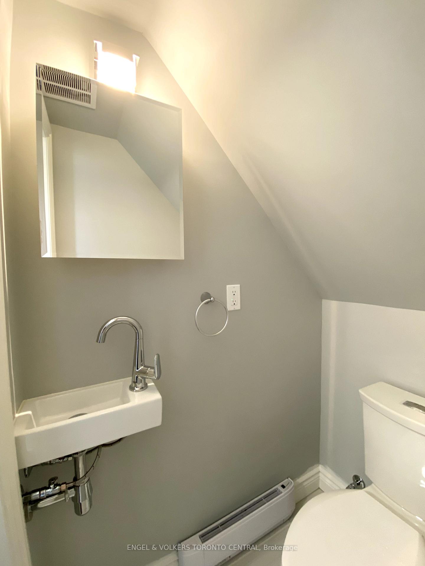 Photo 9 of Unit Upper, 103 Galt Avenue, Toronto, South Riverdale — HOMEH