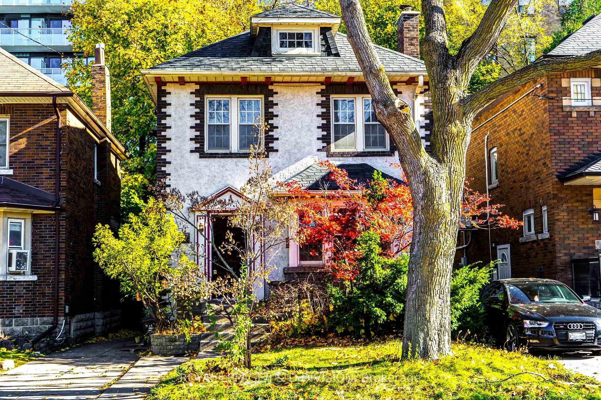 Front of 27 Cortland Avenue