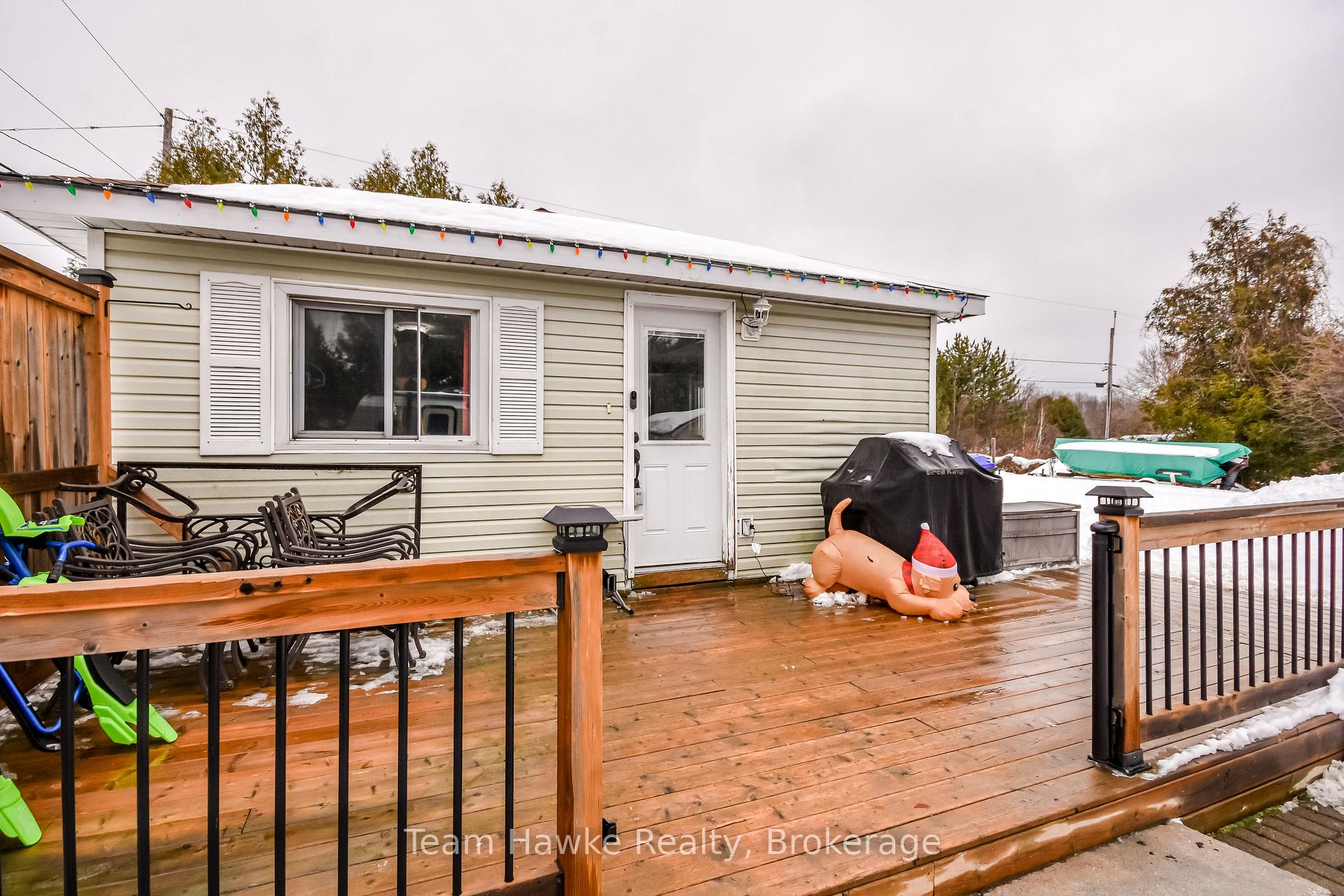 Photo 2 of 419 7th Avenue, Tay, Port McNicoll — HOMEH