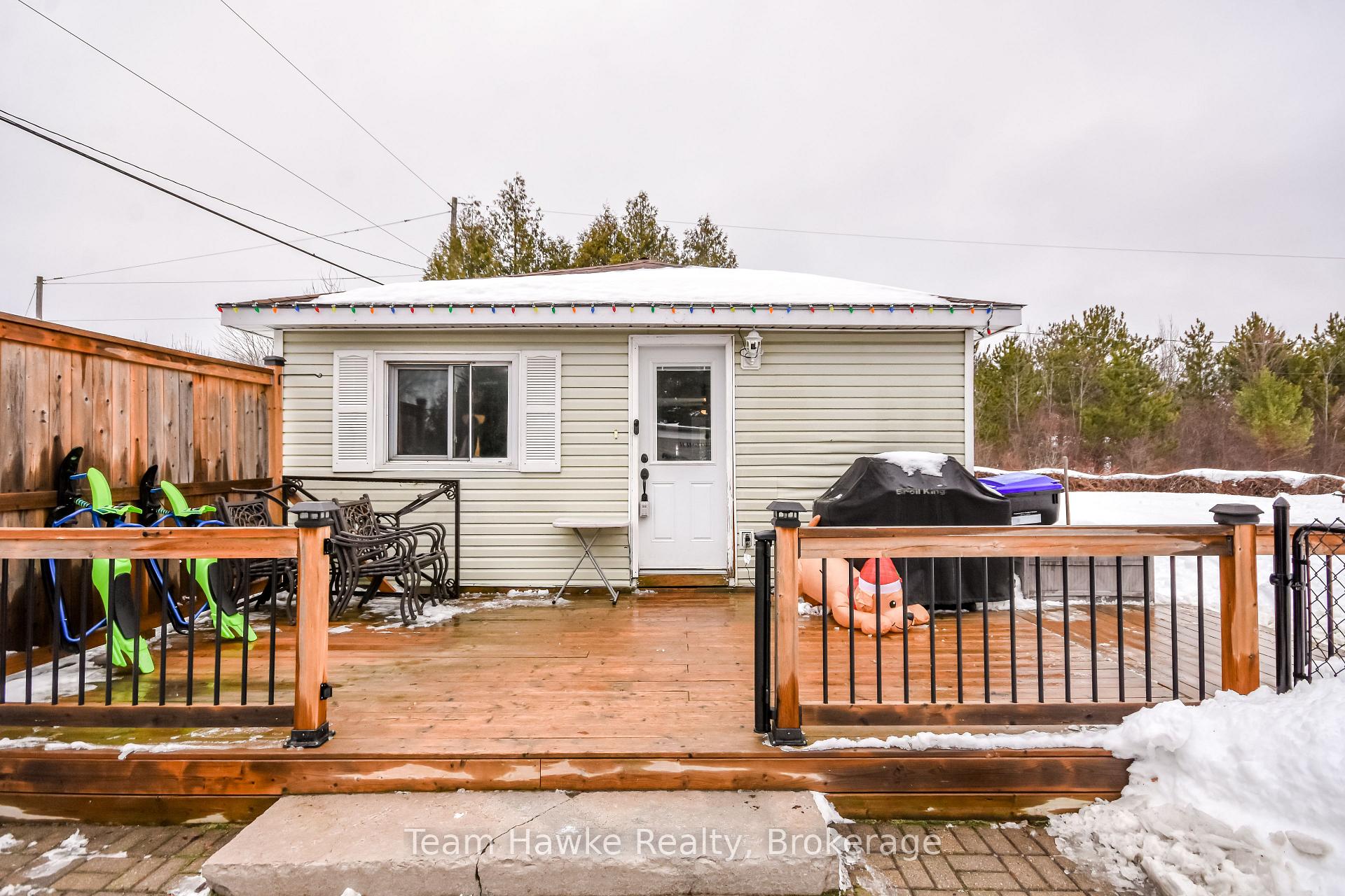 Photo 3 of 419 7th Avenue, Tay, Port McNicoll — HOMEH