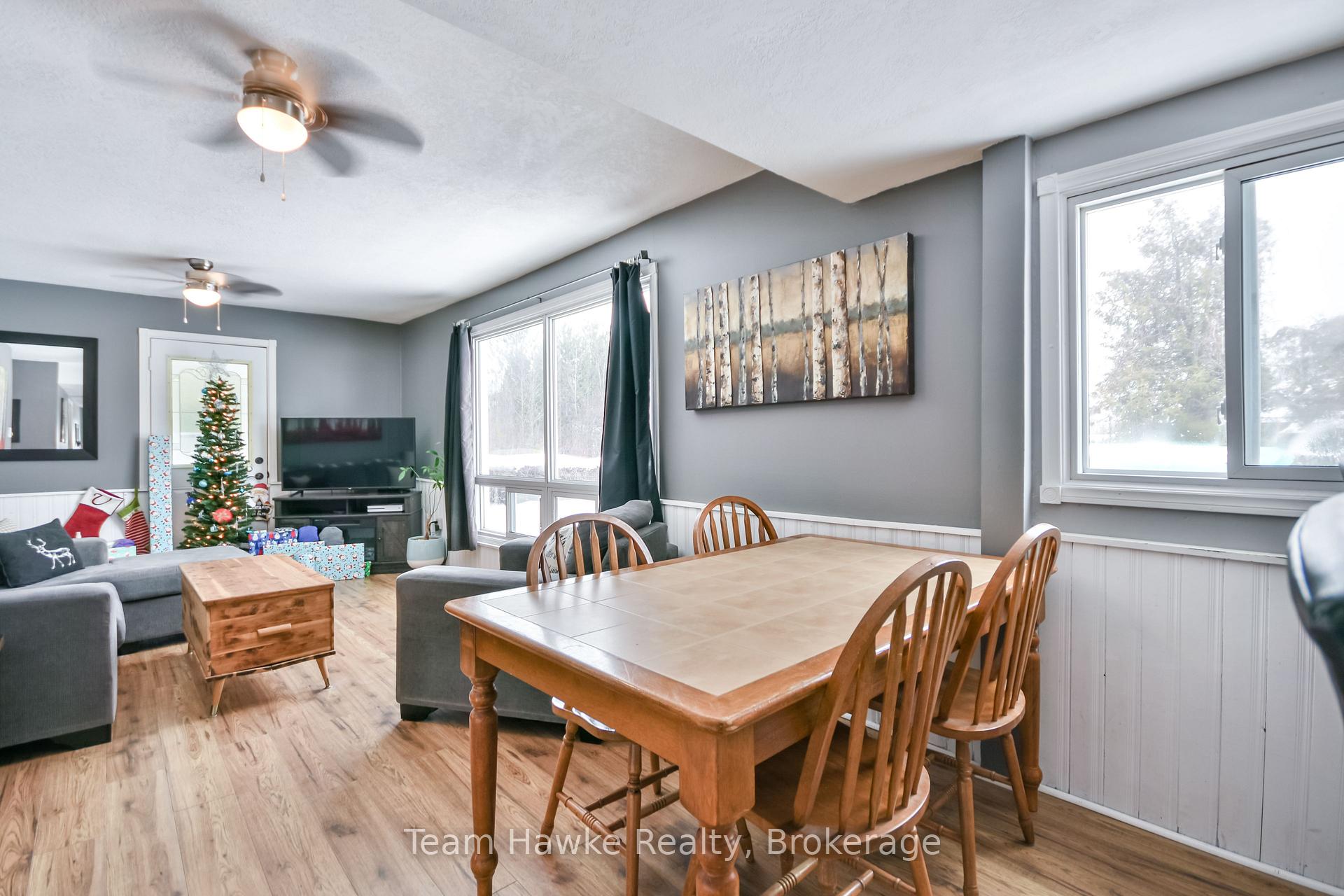 Photo 10 of 419 7th Avenue, Tay, Port McNicoll — HOMEH