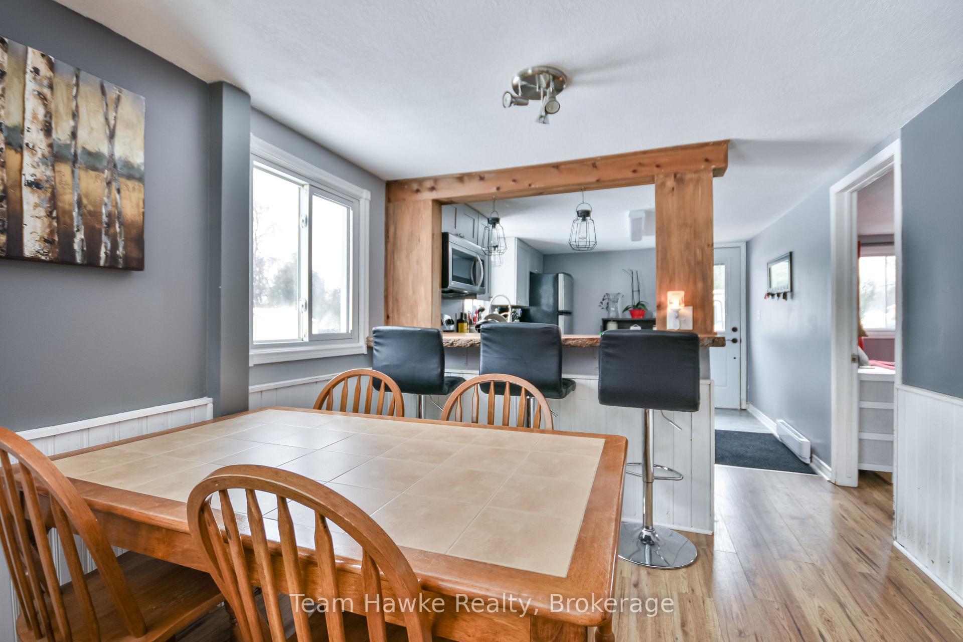 Photo 11 of 419 7th Avenue, Tay, Port McNicoll — HOMEH