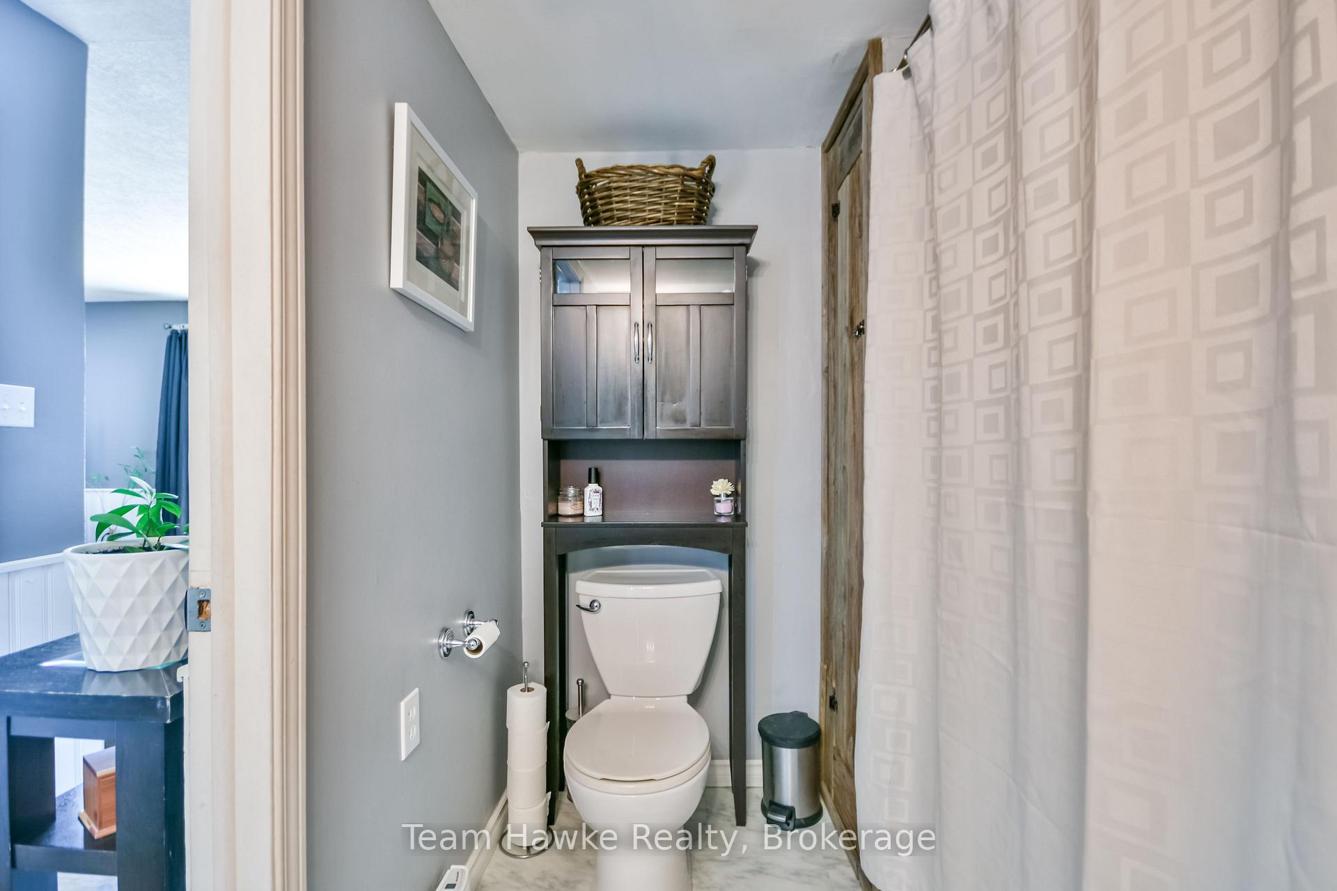 Photo 22 of 419 7th Avenue, Tay, Port McNicoll — HOMEH