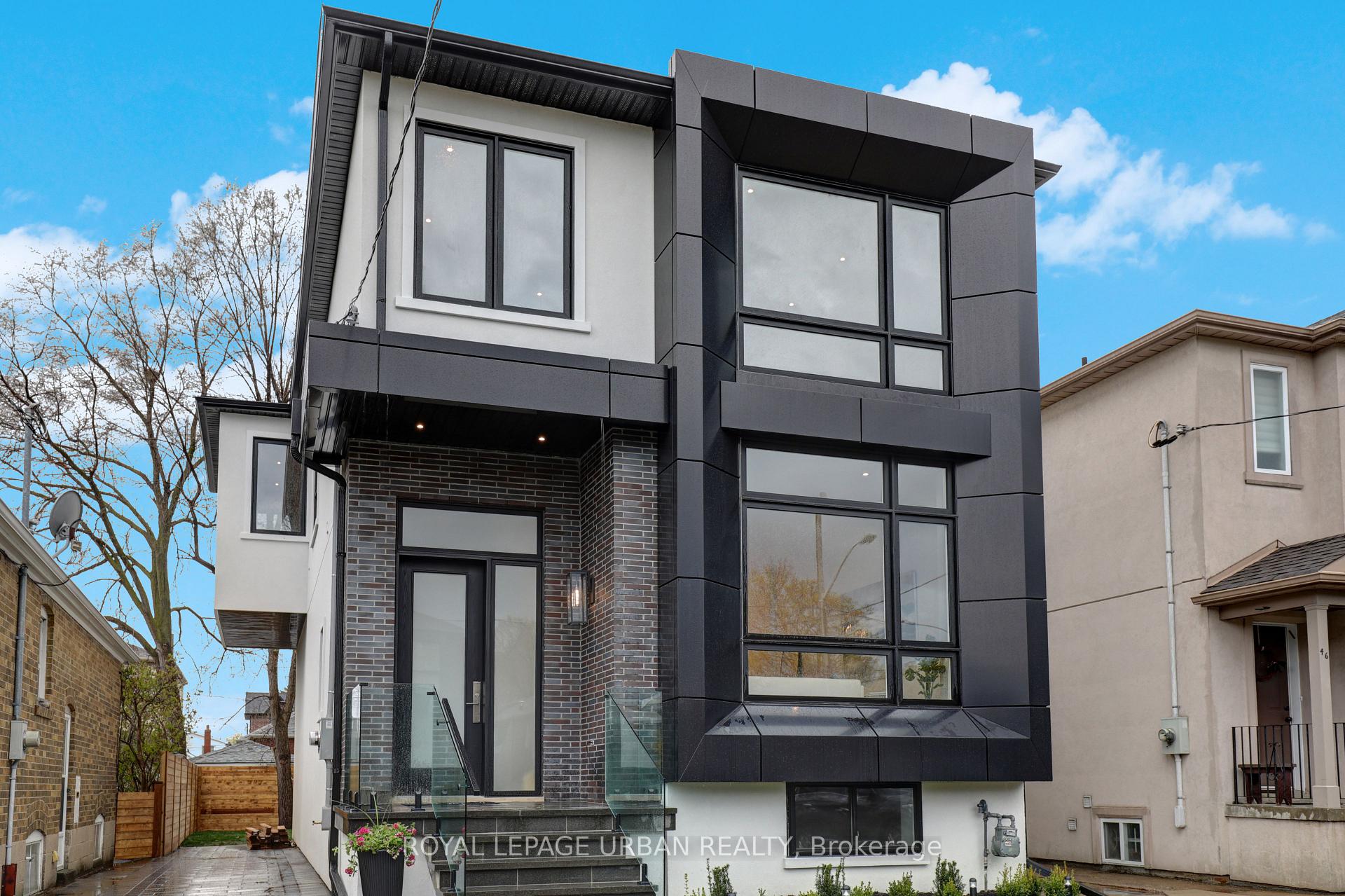 Photo 2 of 44 Northbrook Road, Toronto, East York — HOMEH