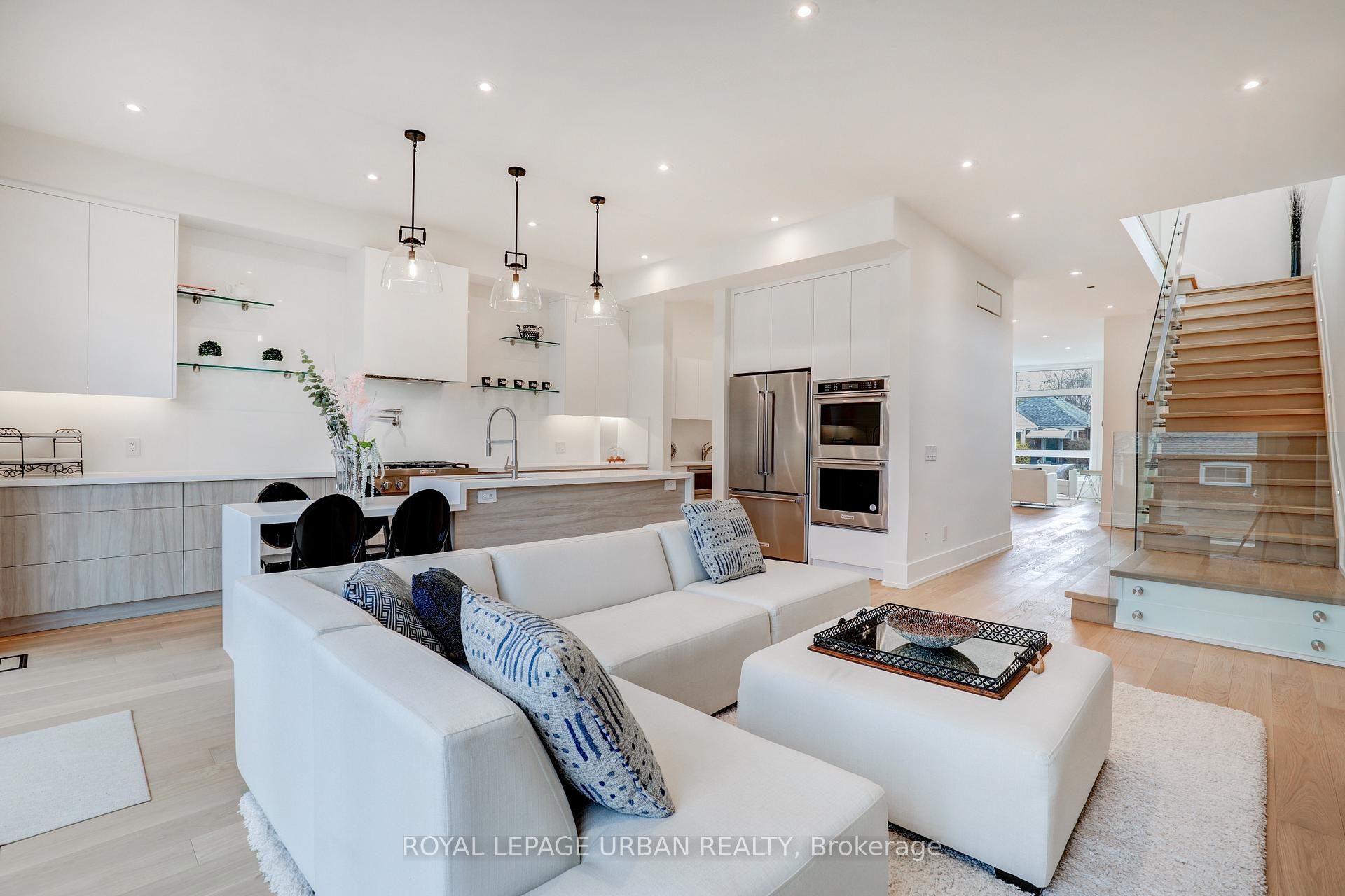 Photo 18 of 44 Northbrook Road, Toronto, East York — HOMEH
