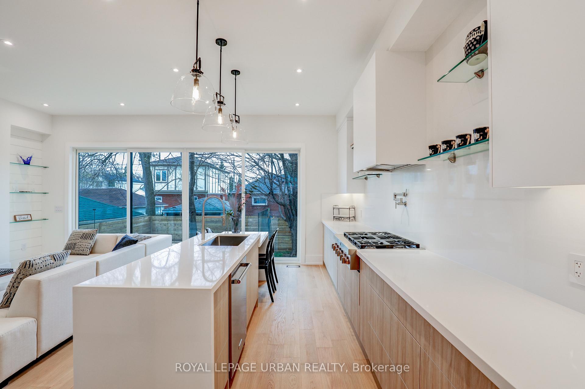 Photo 20 of 44 Northbrook Road, Toronto, East York — HOMEH