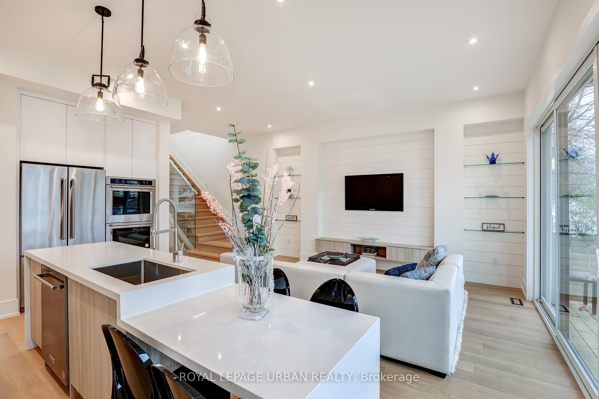Photo 23 of 44 Northbrook Road, Toronto, East York — HOMEH
