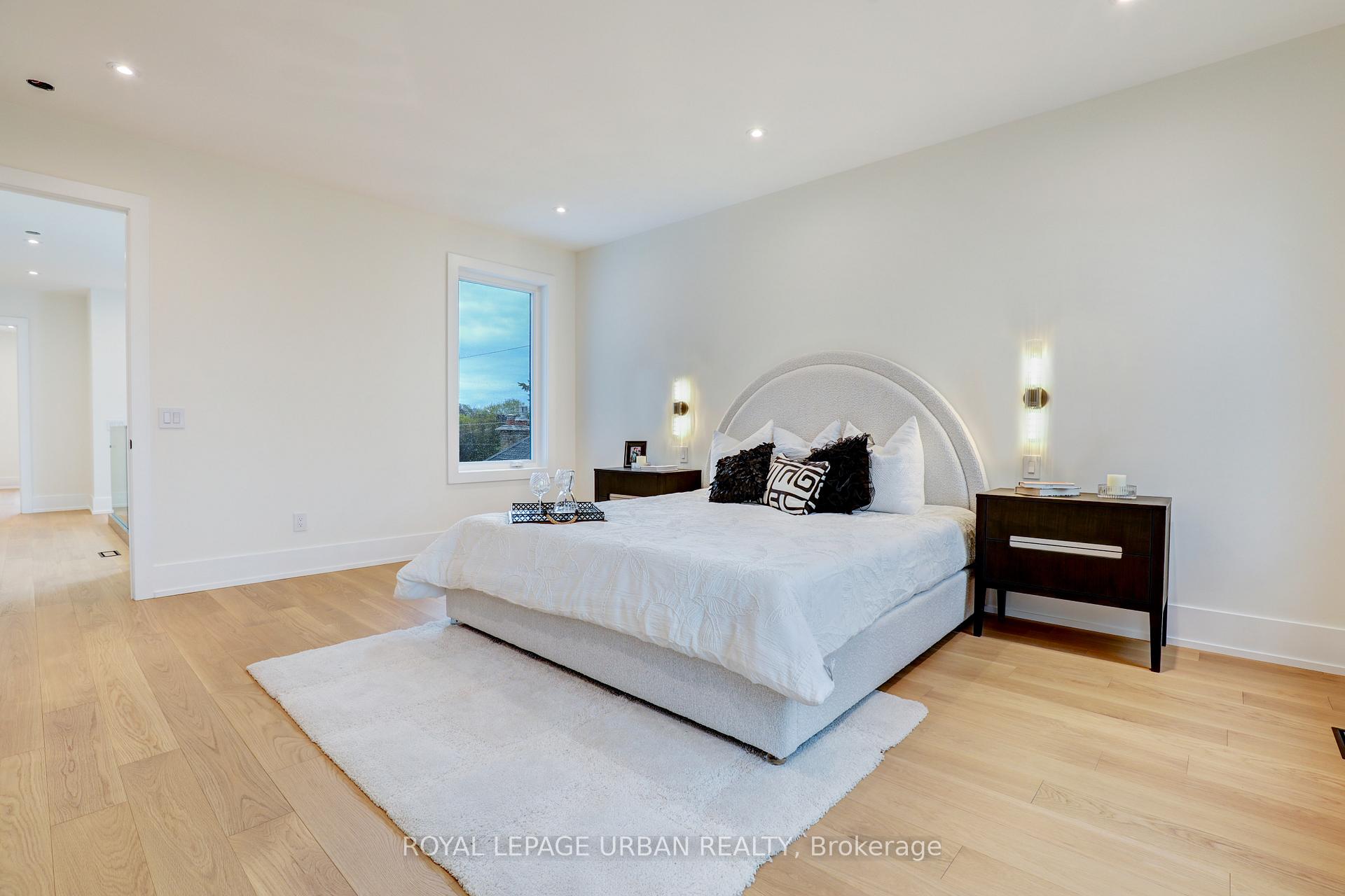 Photo 26 of 44 Northbrook Road, Toronto, East York — HOMEH