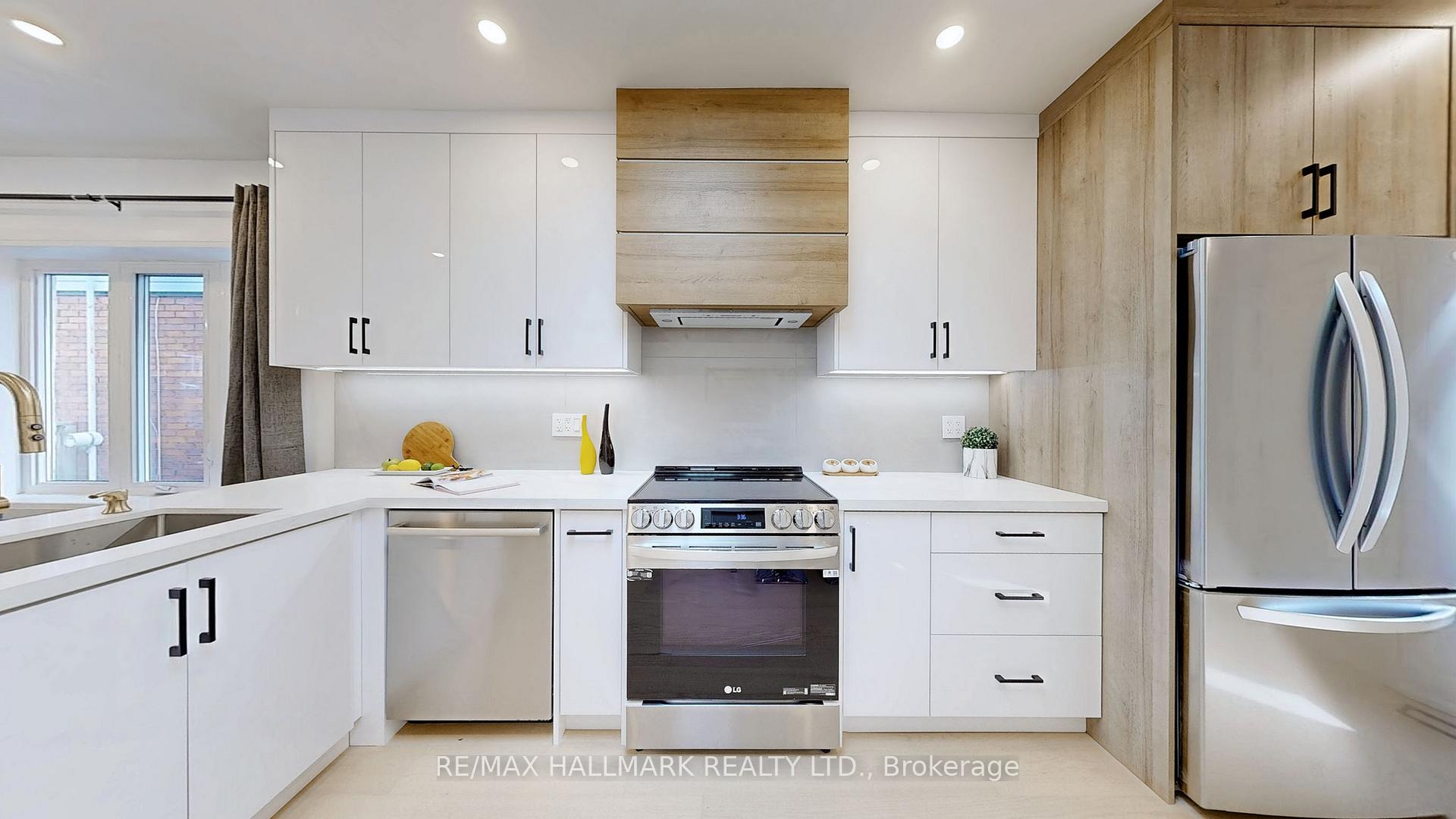 Photo 14 of 85 Springdale Boulevard, Toronto, Danforth Village-East York — HOMEH