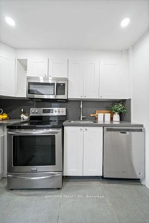 Photo 2 of 39 Rhodes Avenue, Toronto, Greenwood-Coxwell — HOMEH