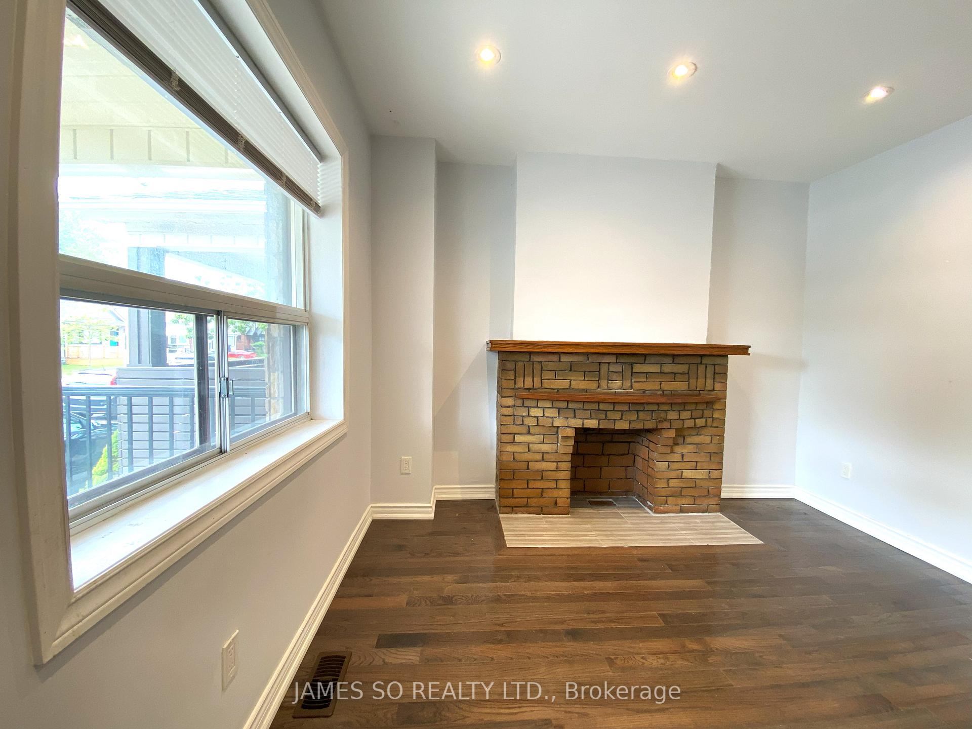 Photo 5 of Unit Main & 2nd Fl, 292 Mortimer Avenue, Toronto, Danforth Village-East York — HOMEH