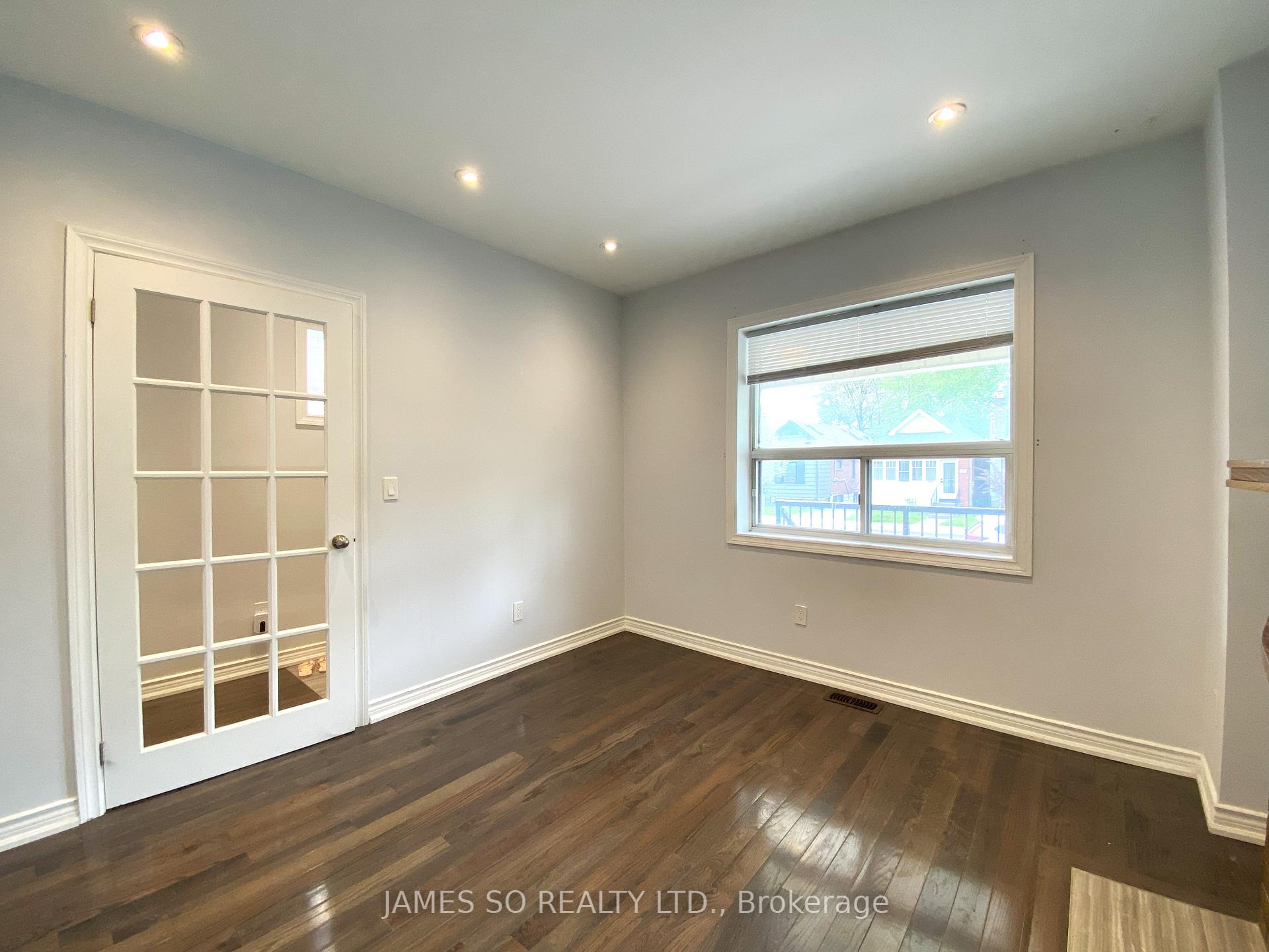 Photo 6 of Unit Main & 2nd Fl, 292 Mortimer Avenue, Toronto, Danforth Village-East York — HOMEH