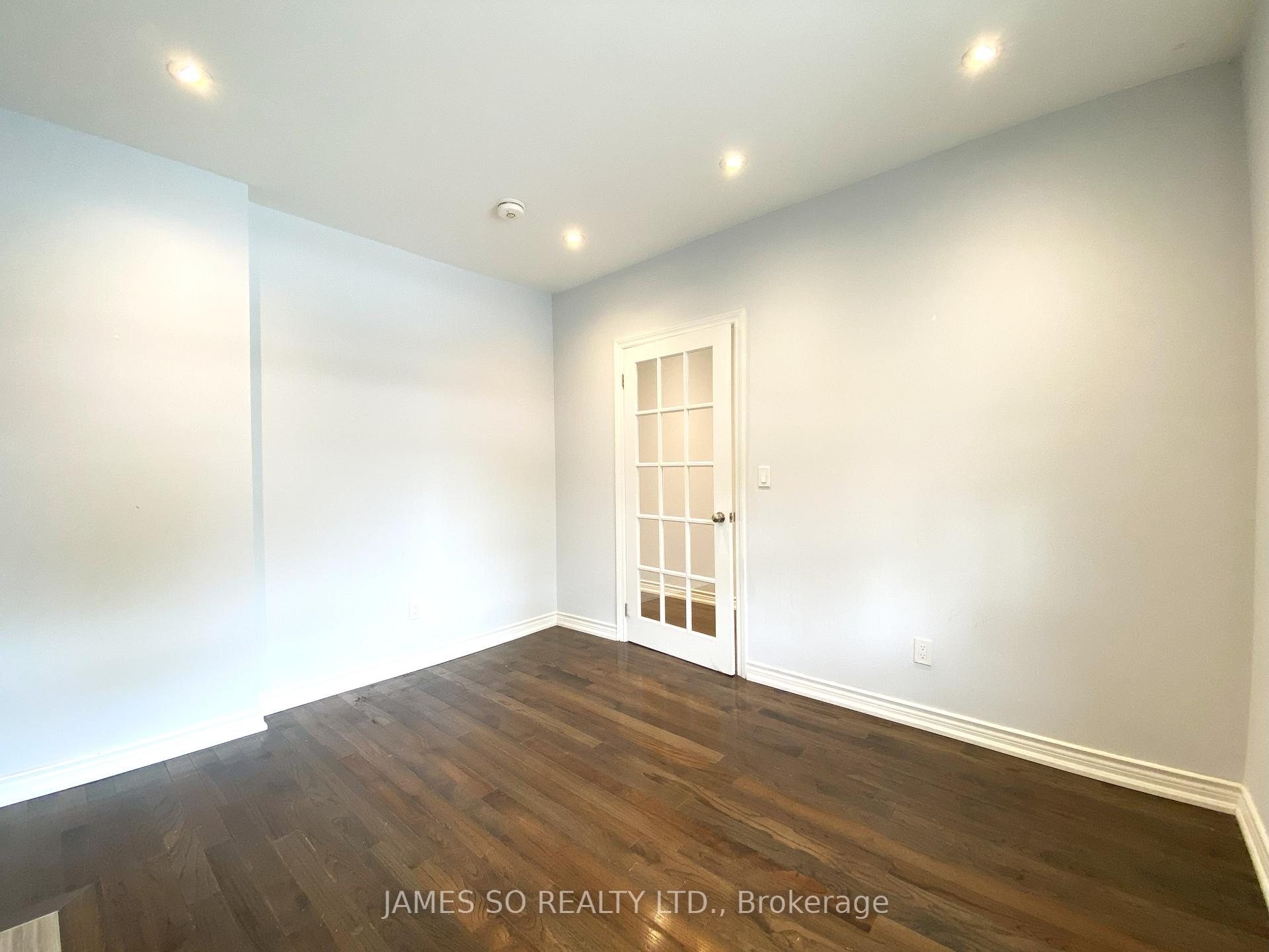 Photo 7 of Unit Main & 2nd Fl, 292 Mortimer Avenue, Toronto, Danforth Village-East York — HOMEH