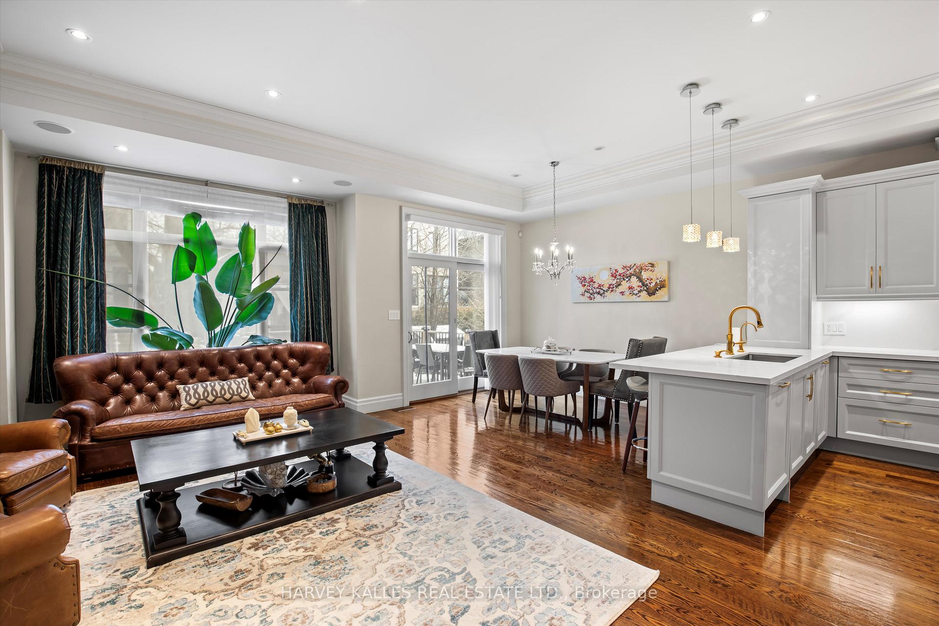 Photo 6 of 340A Glengarry Avenue, Toronto, Bedford Park-Nortown — HOMEH