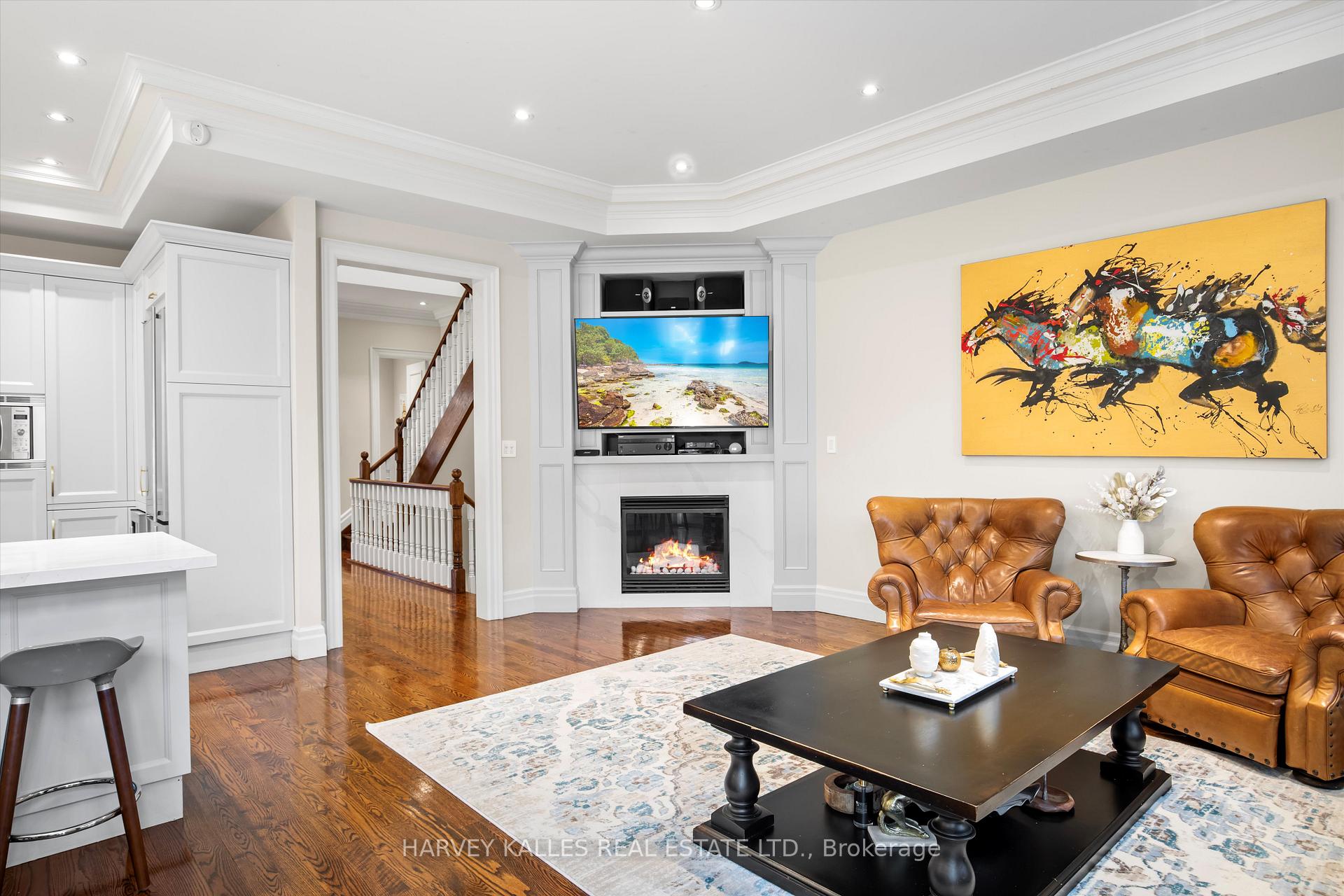 Photo 11 of 340A Glengarry Avenue, Toronto, Bedford Park-Nortown — HOMEH