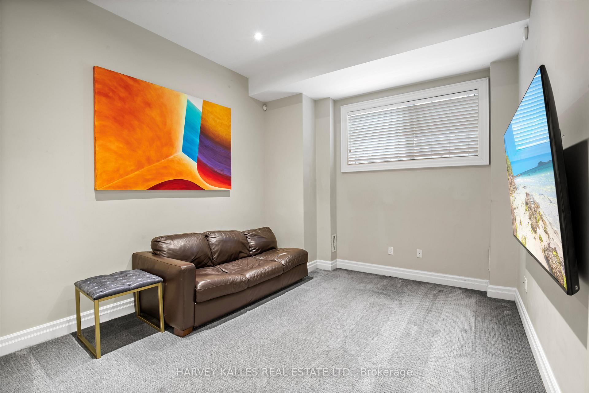 Photo 34 of 340A Glengarry Avenue, Toronto, Bedford Park-Nortown — HOMEH