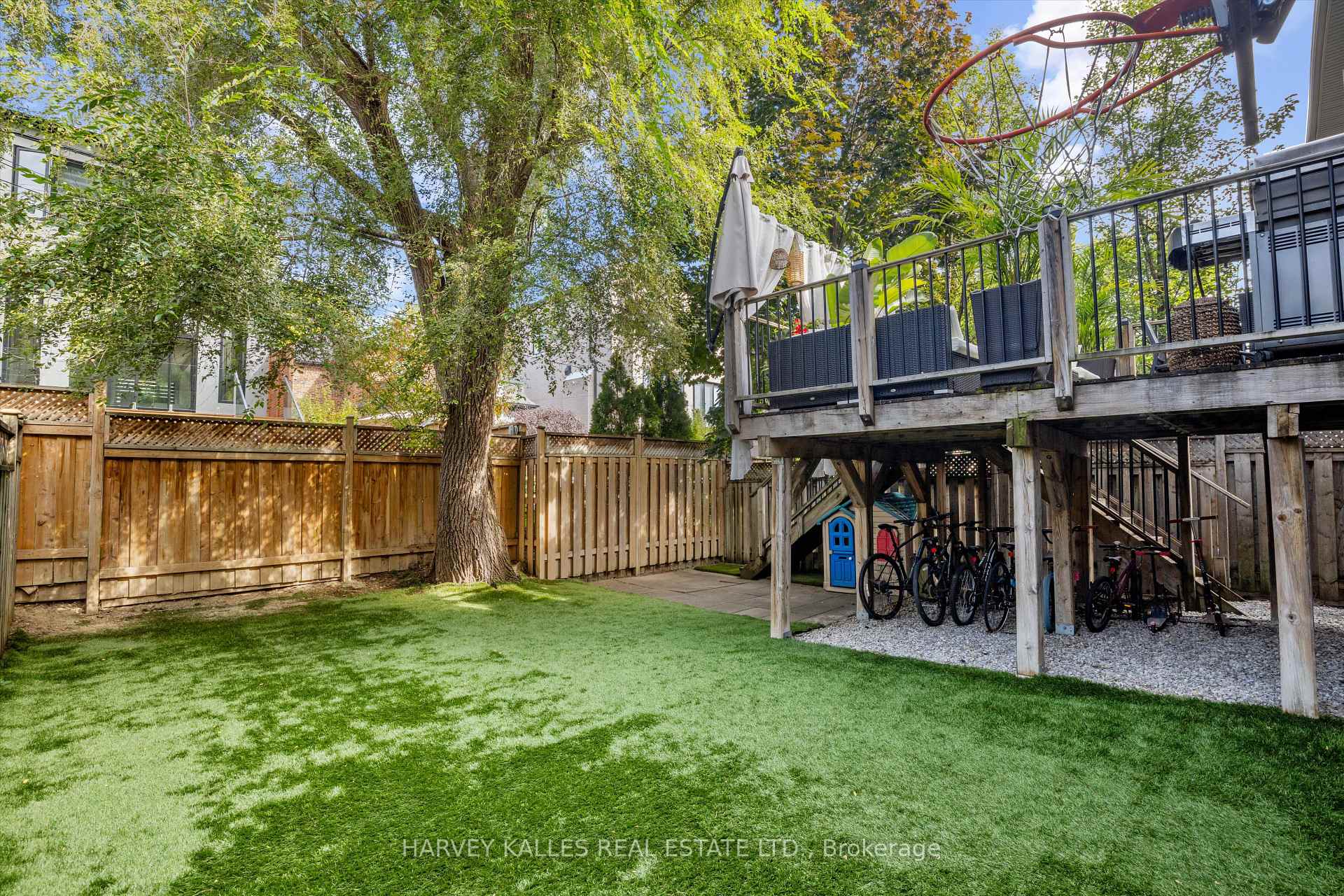 Photo 39 of 340A Glengarry Avenue, Toronto, Bedford Park-Nortown — HOMEH
