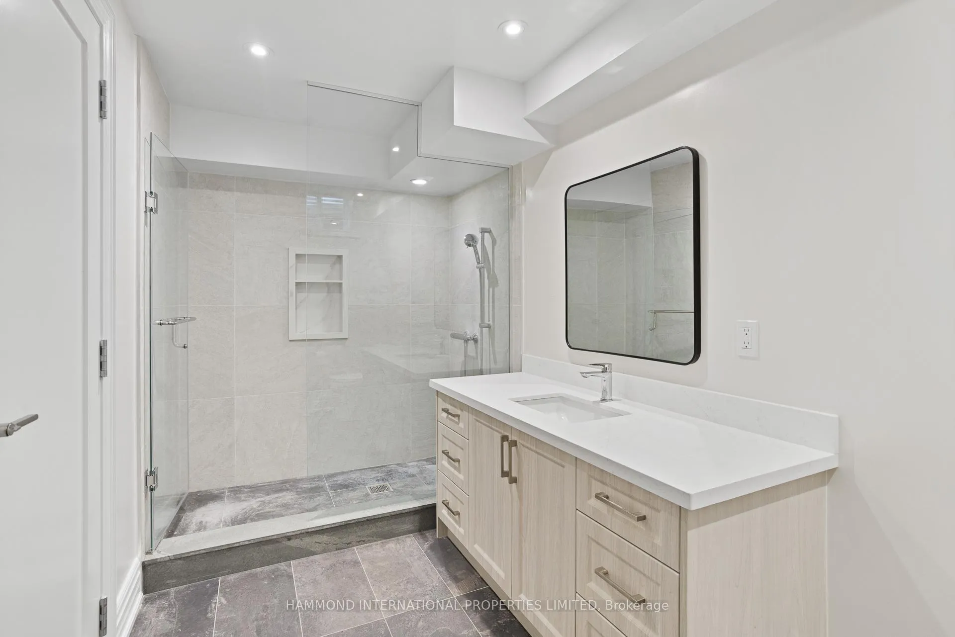 Photo 27 of 117 Elgin Street, Markham, Thornhill — HOMEH
