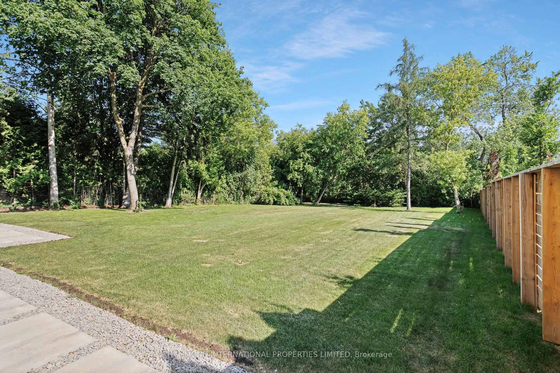 Photo 29 of 117 Elgin Street, Markham, Thornhill — HOMEH