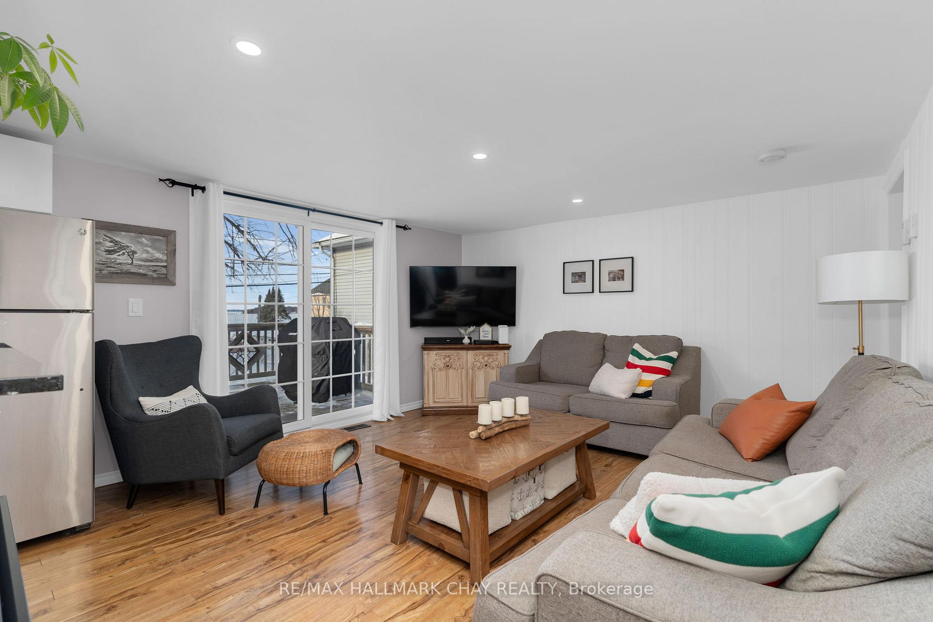 Photo 11 of 153 Hoyt Avenue, Tay, Victoria Harbour — HOMEH