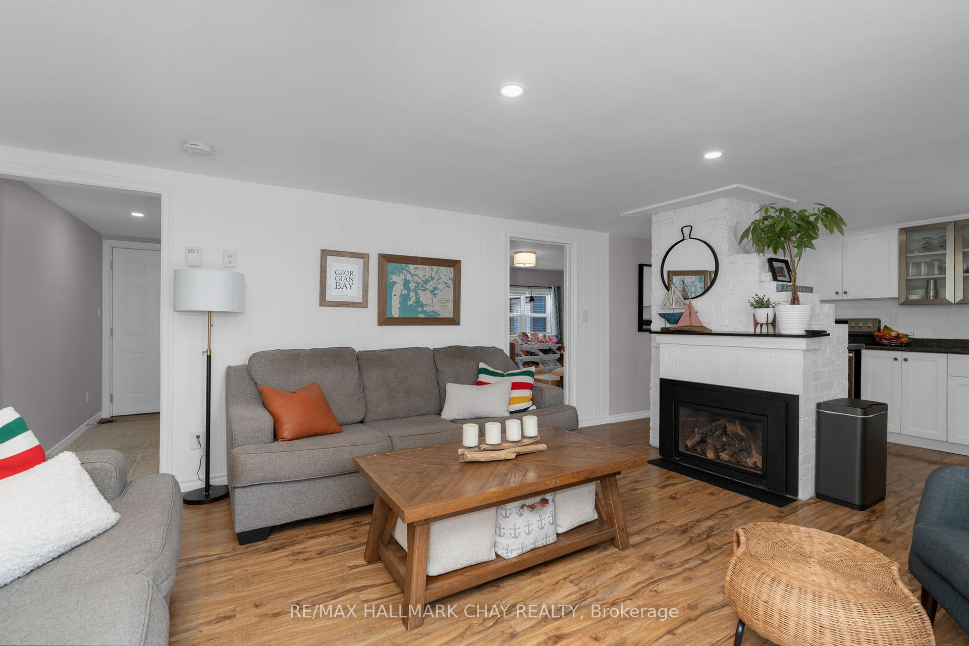 Photo 12 of 153 Hoyt Avenue, Tay, Victoria Harbour — HOMEH