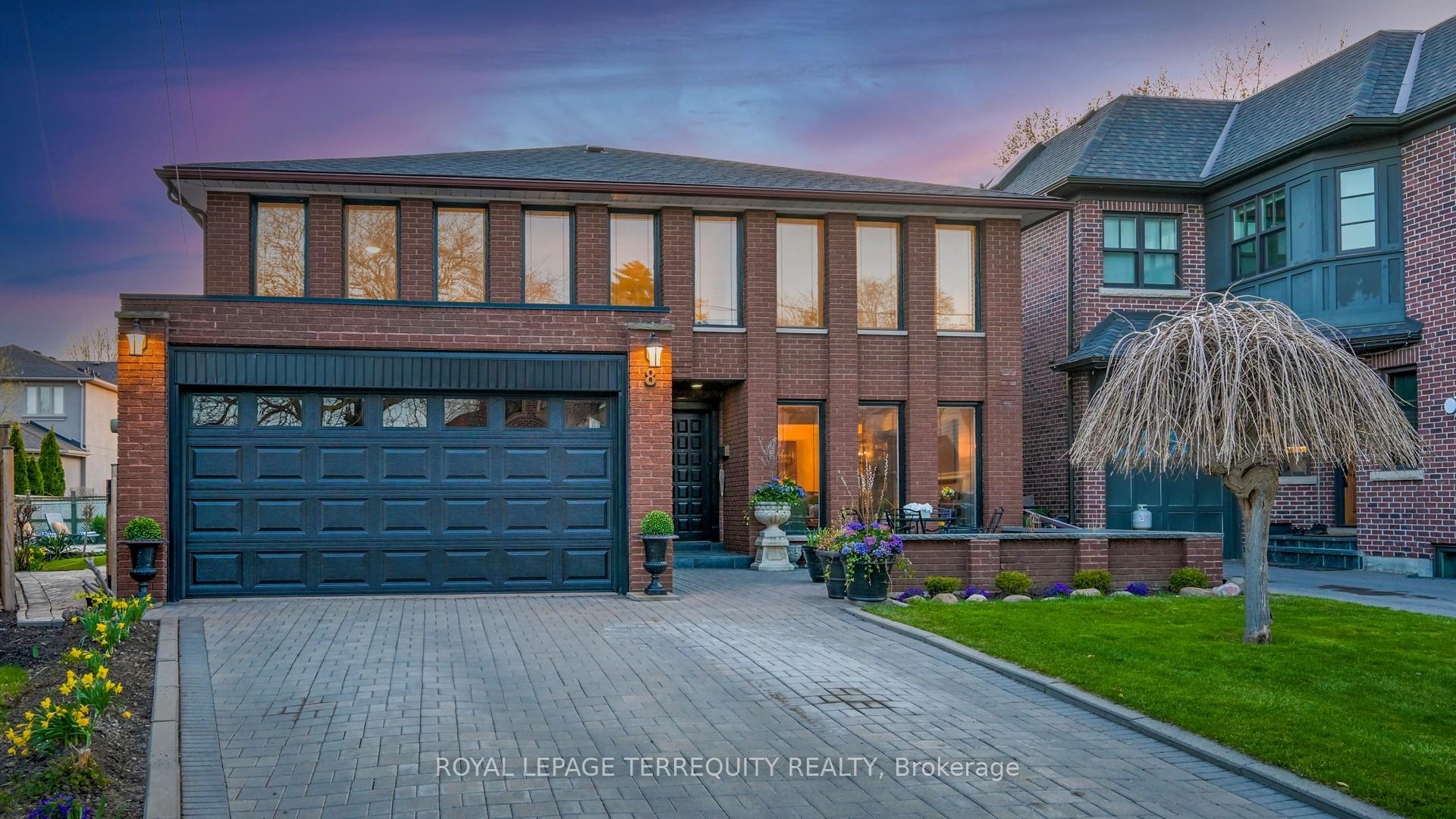 Front of 8 Ashall Boulevard