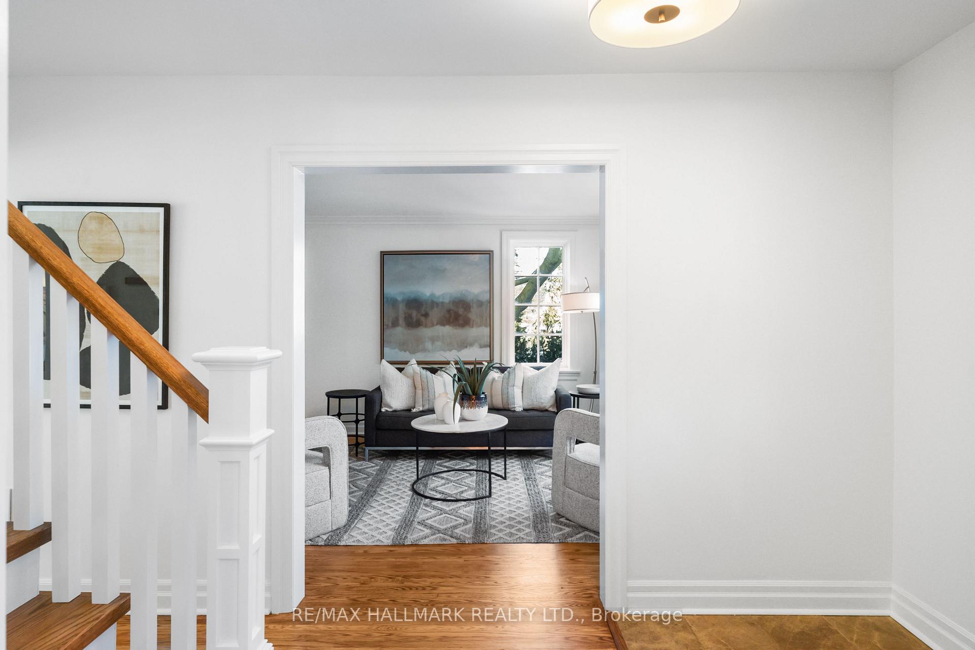 Photo 5 of 218 Yonge Boulevard, Toronto, Bedford Park-Nortown — HOMEH