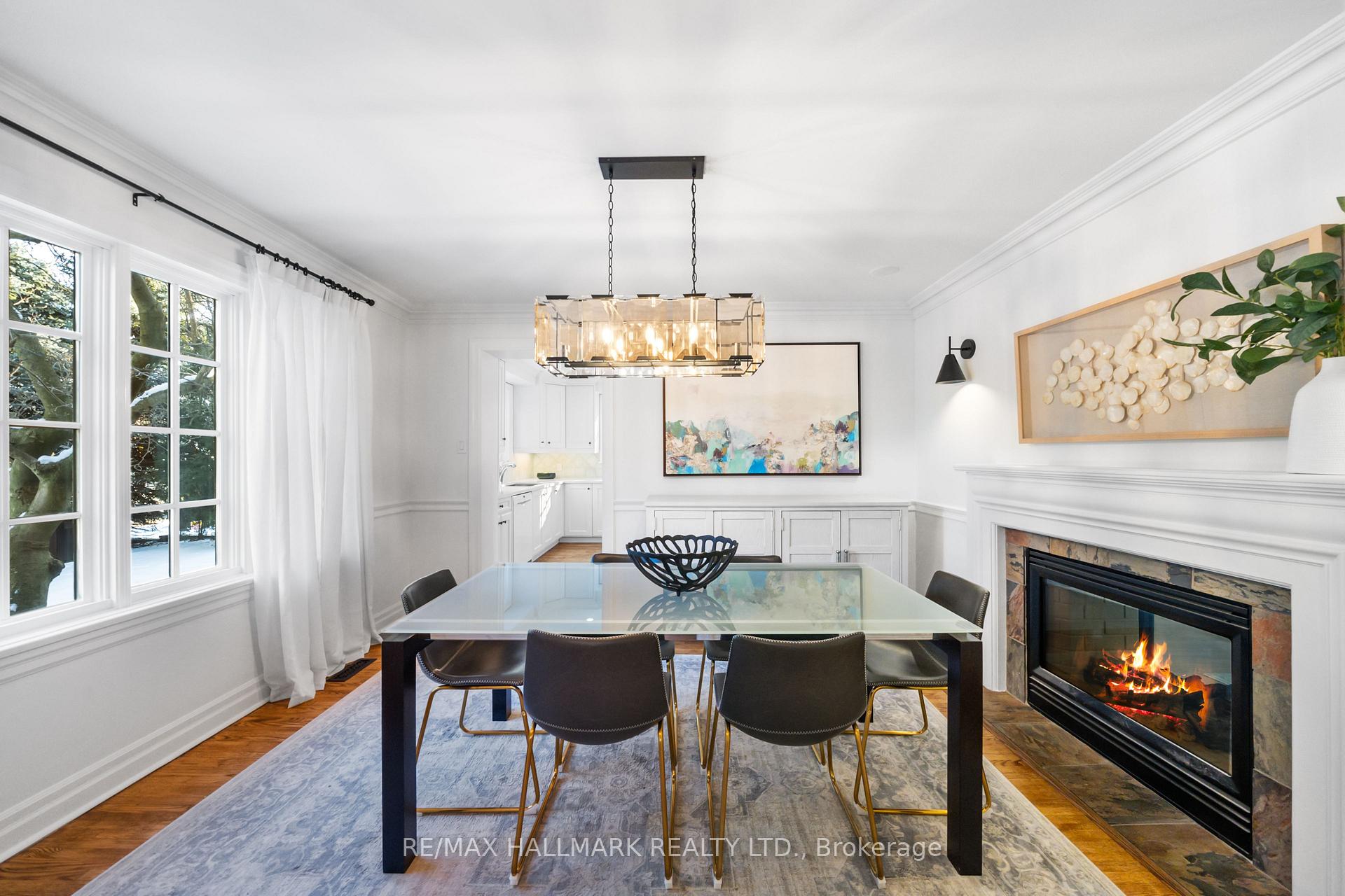 Photo 12 of 218 Yonge Boulevard, Toronto, Bedford Park-Nortown — HOMEH