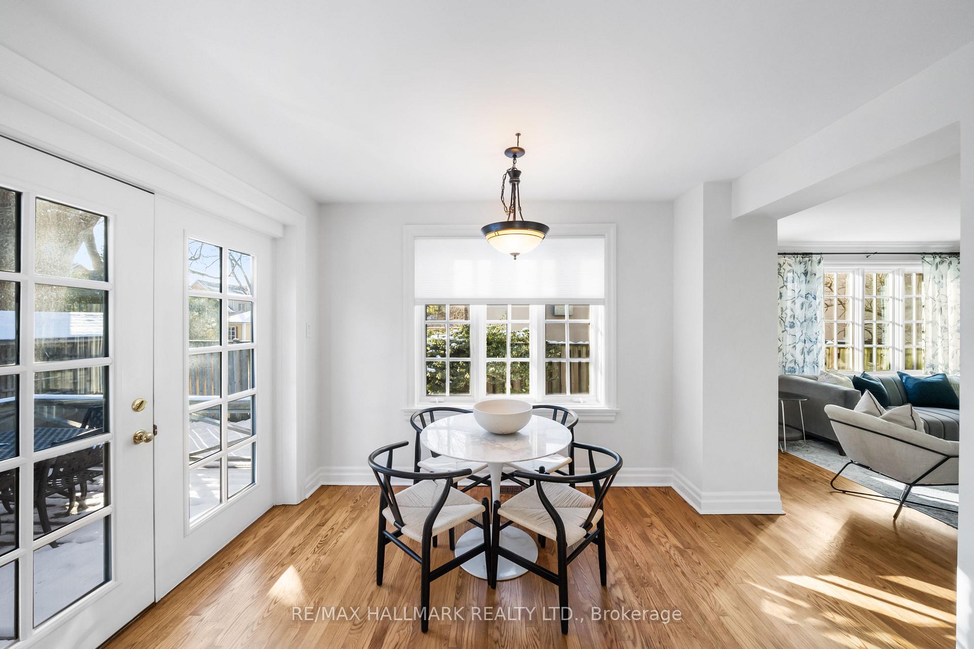 Photo 22 of 218 Yonge Boulevard, Toronto, Bedford Park-Nortown — HOMEH