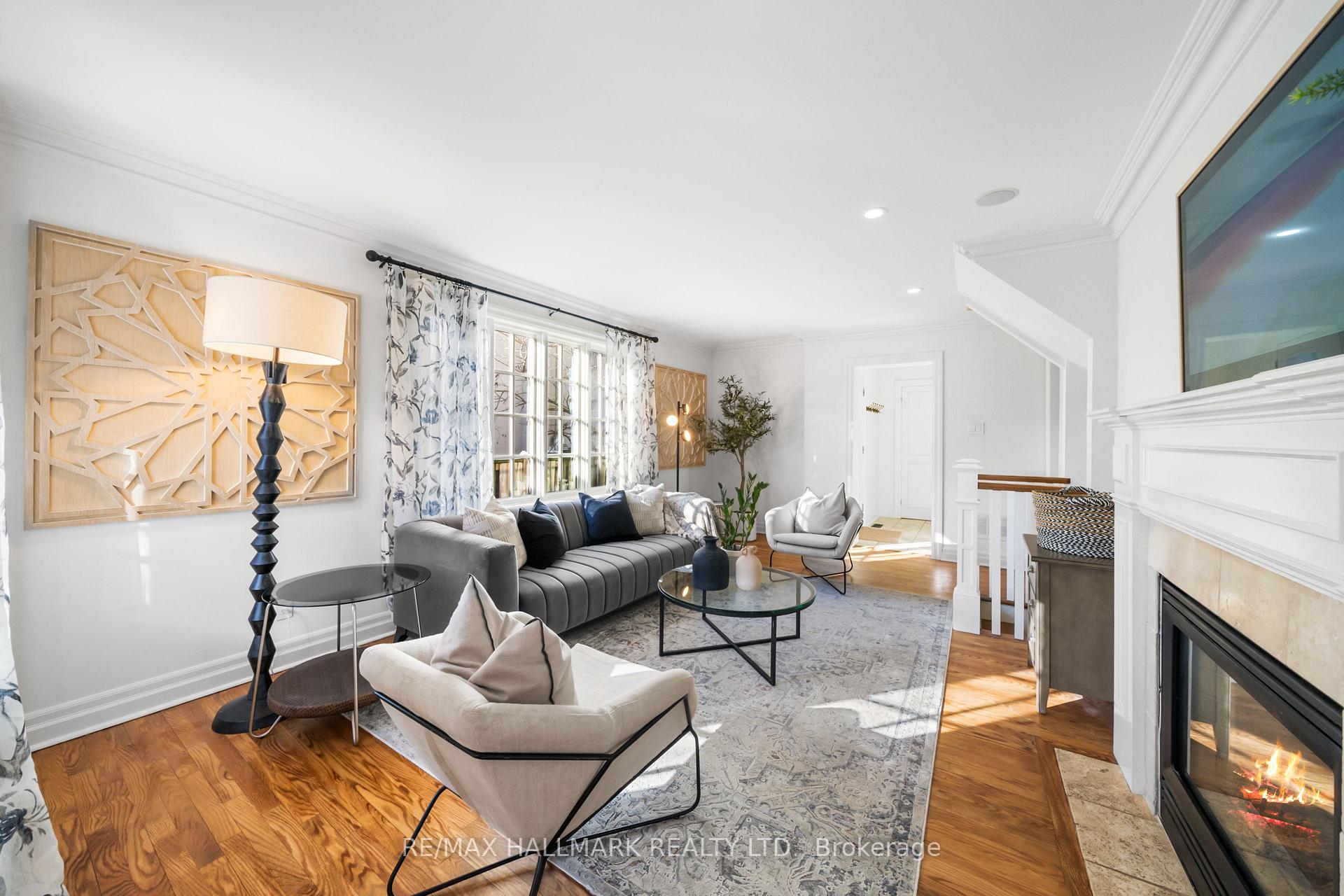 Photo 15 of 218 Yonge Boulevard, Toronto, Bedford Park-Nortown — HOMEH