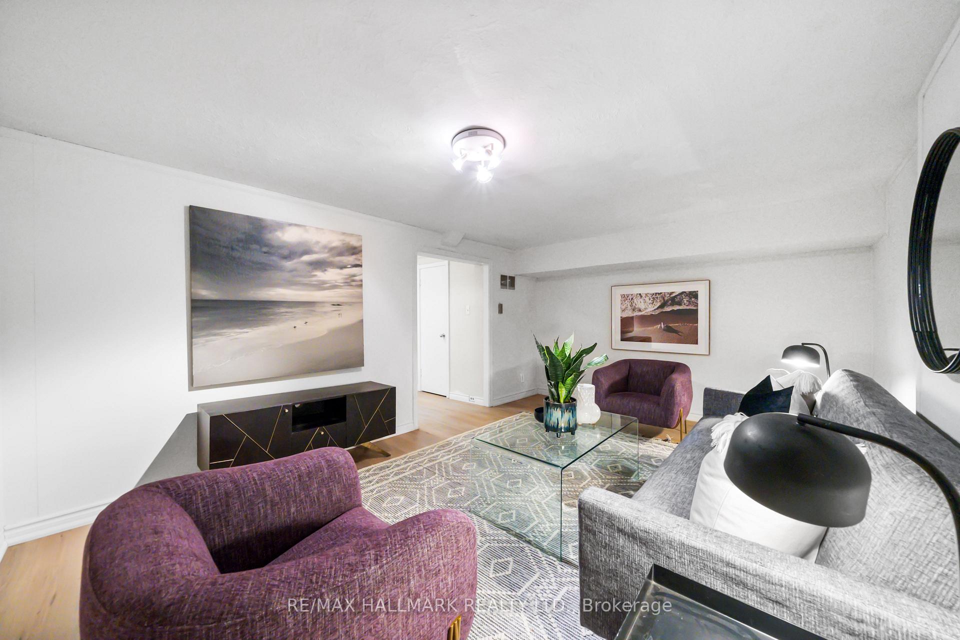 Photo 30 of 218 Yonge Boulevard, Toronto, Bedford Park-Nortown — HOMEH
