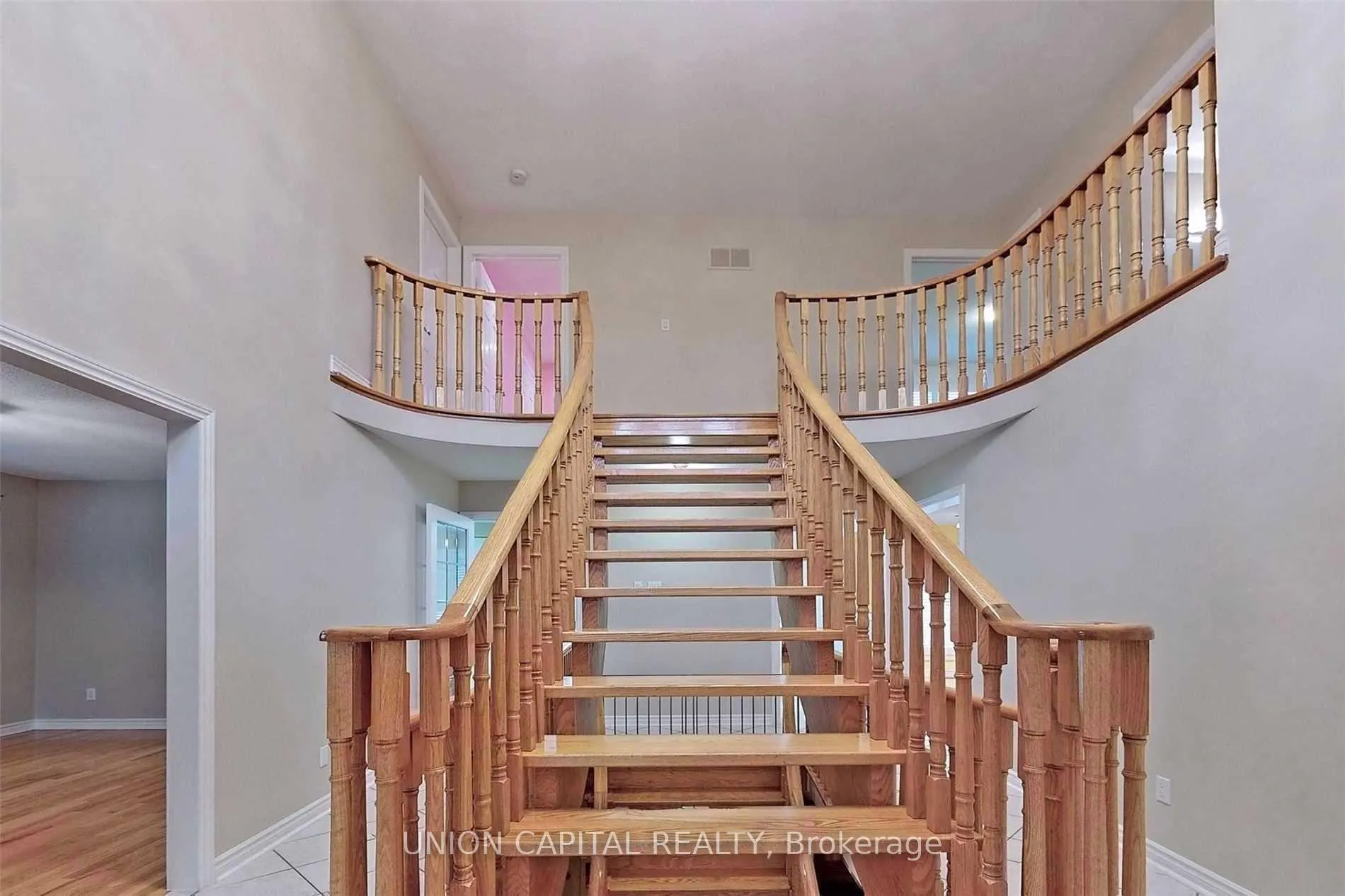 Photo 15 of 51 Kimbark Crescent, Markham, Milliken Mills East — HOMEH