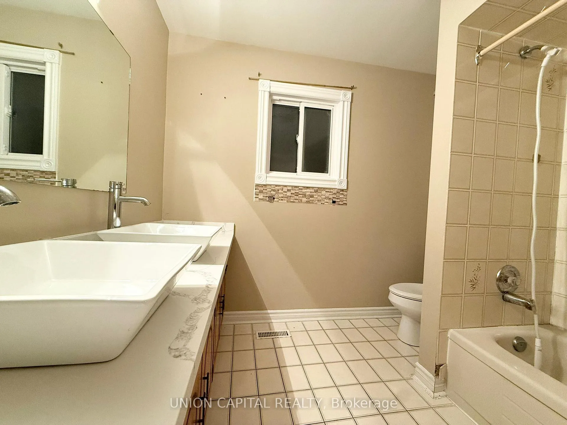 Photo 24 of 51 Kimbark Crescent, Markham, Milliken Mills East — HOMEH