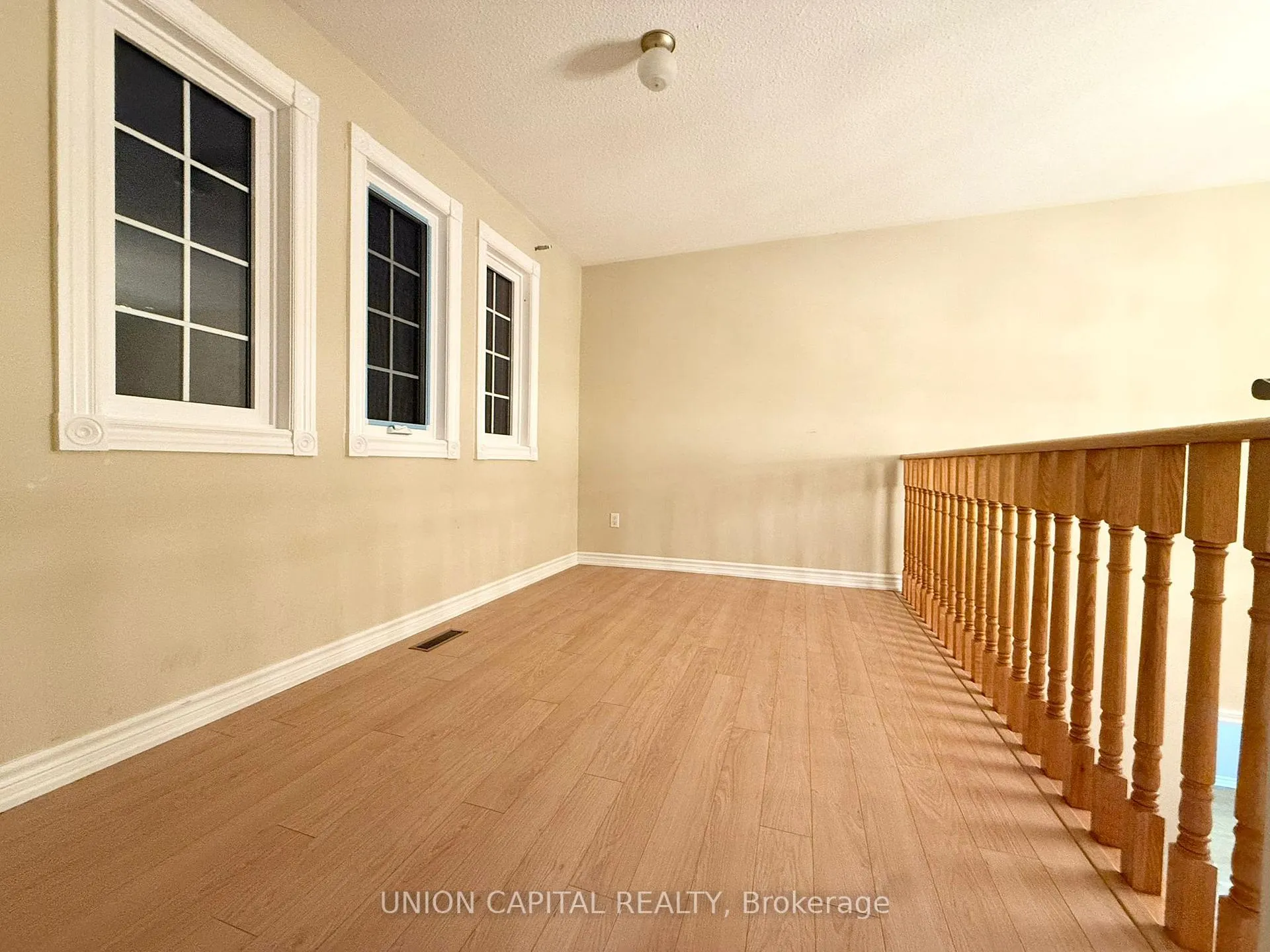 Photo 25 of 51 Kimbark Crescent, Markham, Milliken Mills East — HOMEH