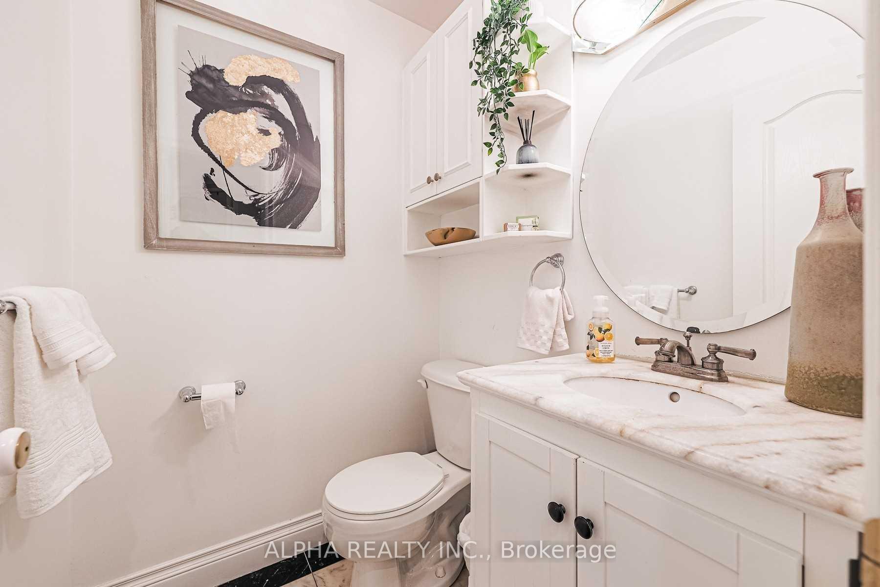 Photo 10 of 131 Beatrice Street W, Toronto, Palmerston-Little Italy — HOMEH