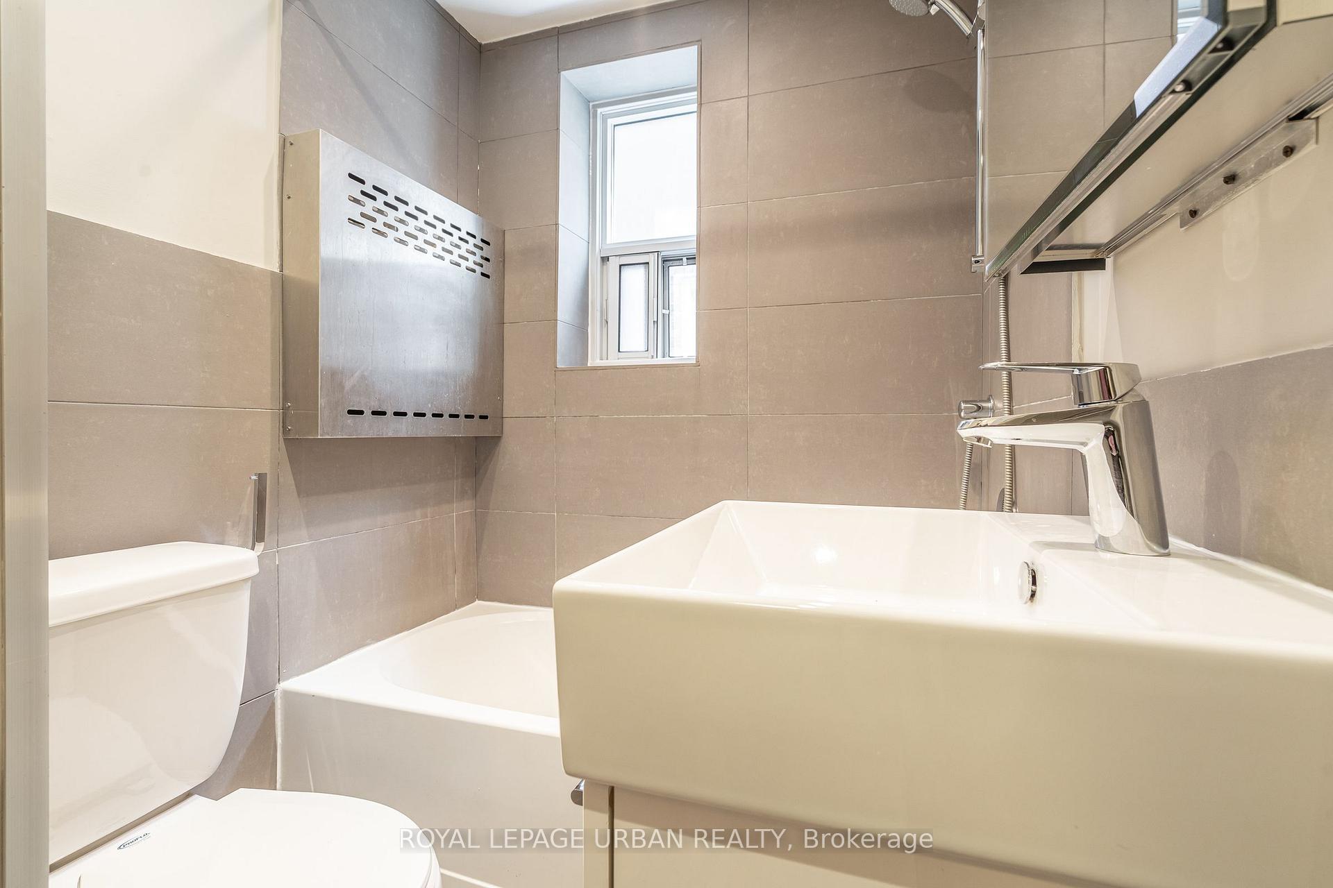 Photo 7 of Unit 303, 56 Maitland Street, Toronto, Church-Yonge Corridor — HOMEH
