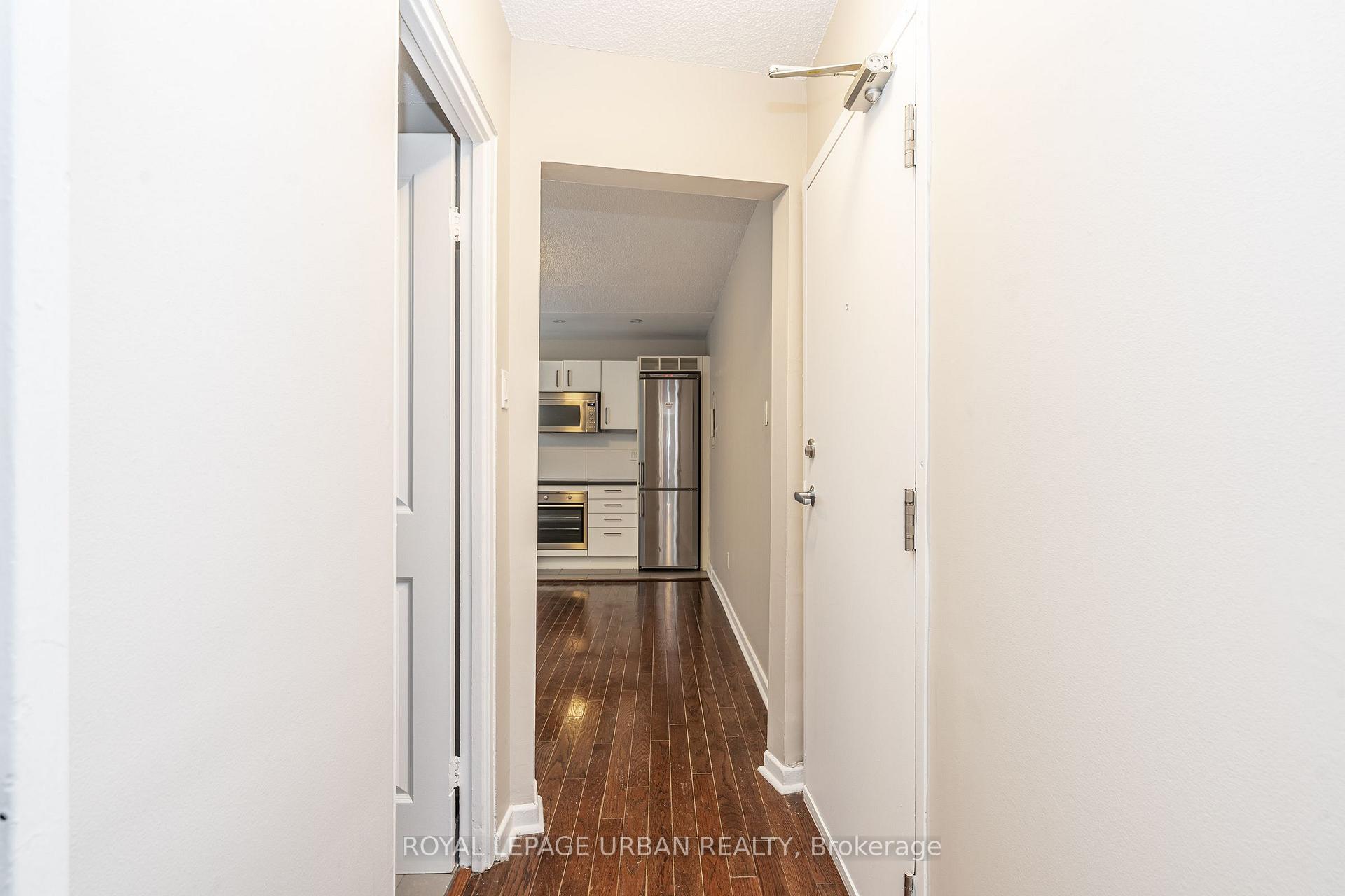 Photo 6 of Unit 303, 56 Maitland Street, Toronto, Church-Yonge Corridor — HOMEH
